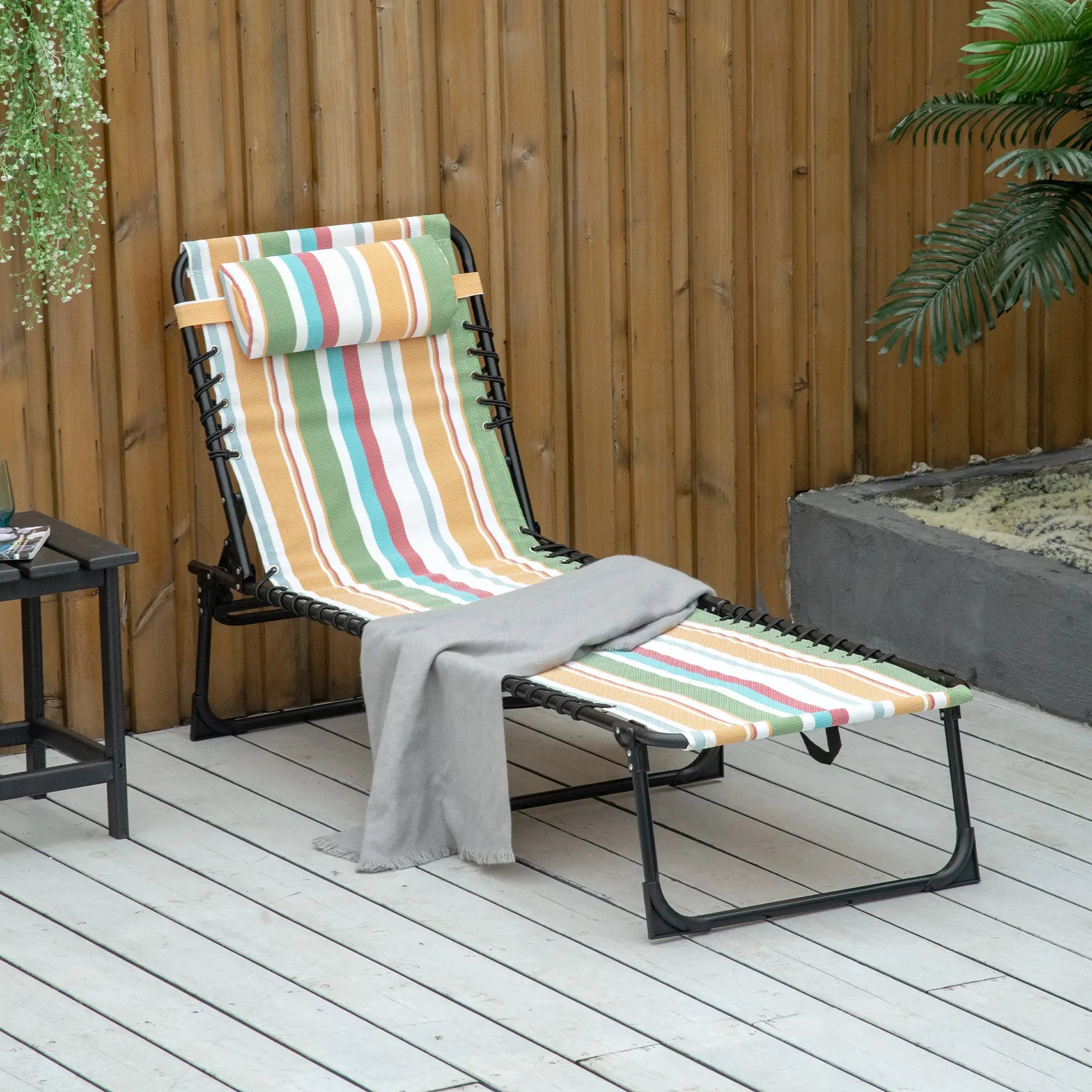 Outdoor Folding Lounge Chair, 4-Level Adjustable, Tanning Chair, Multicoloured Lounger Chairs at Gallery Canada