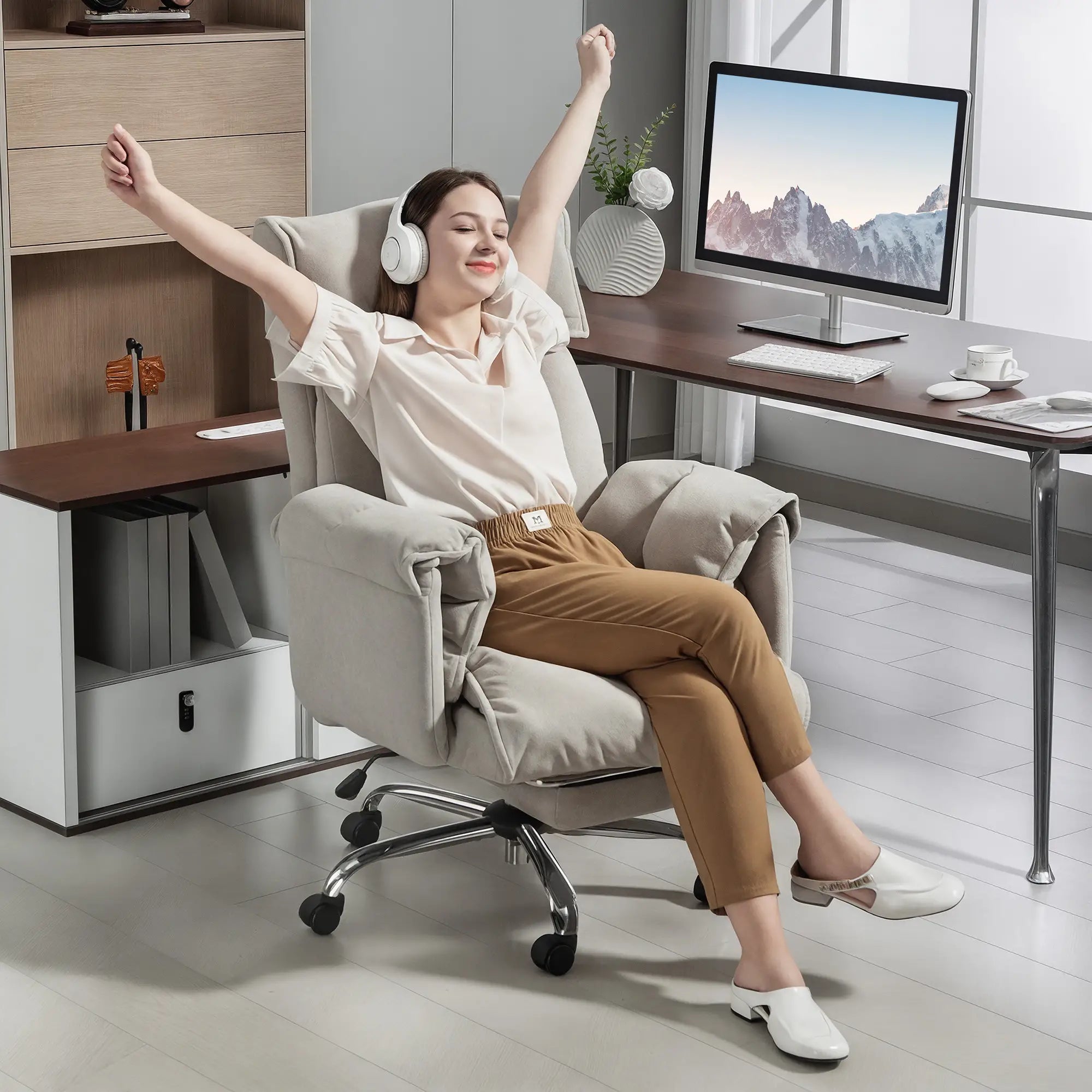 High Back Office Chair, Reclining with Footrest, High Resilience Foam, Swivel Wheels, Light Grey Executive & Manager Chairs at Gallery Canada