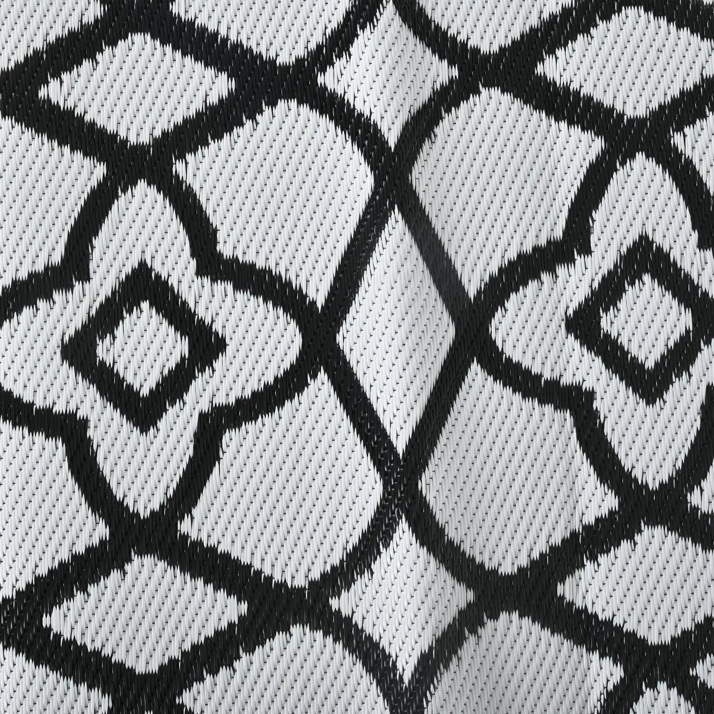 Reversible Outdoor Rug, Waterproof, 9' x 18', Clover, Black and White Outdoor Reversible Rugs at Gallery Canada