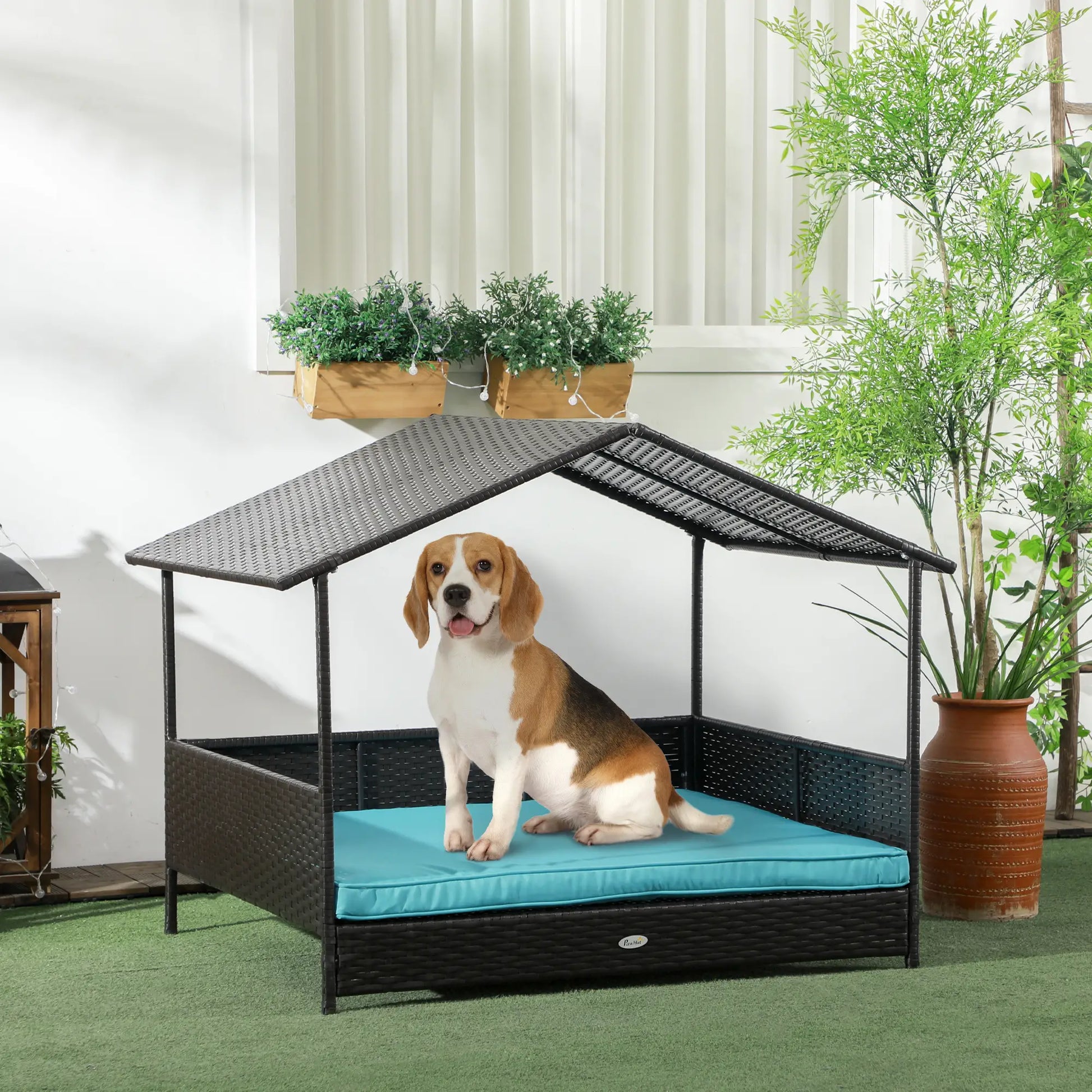 Outdoor Wicker Dog House, Soft Cushion Washable Cover, Medium Large, Blue Houses, Kennels & Pens at Gallery Canada