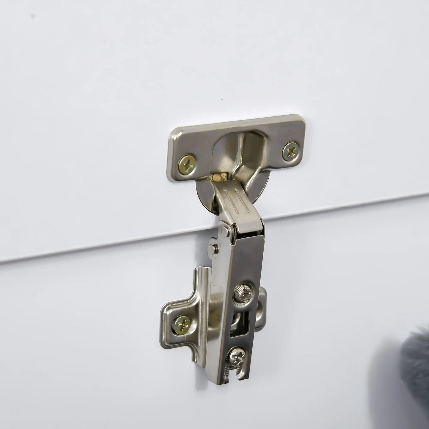 39.5" Storage Chest, 2 Safety Hinges, Flip-Top Lid, White Storage Cabinets at Gallery Canada