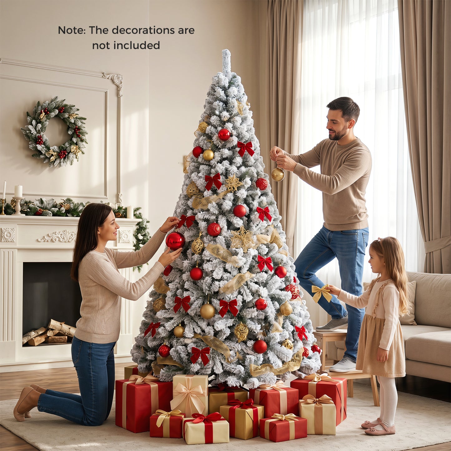 Sapin de Noël enneigé avec pointes de branches, M