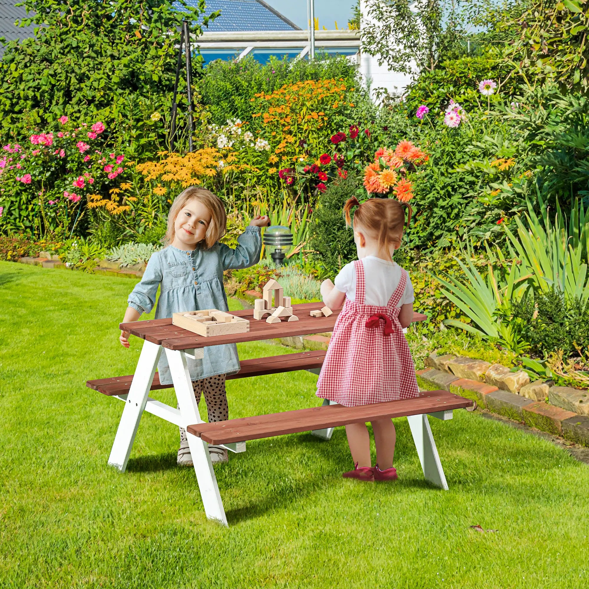 Kids Wooden Picnic Table and Benches Set for 4, Natural Wood Kids Outdoor Furniture at Gallery Canada
