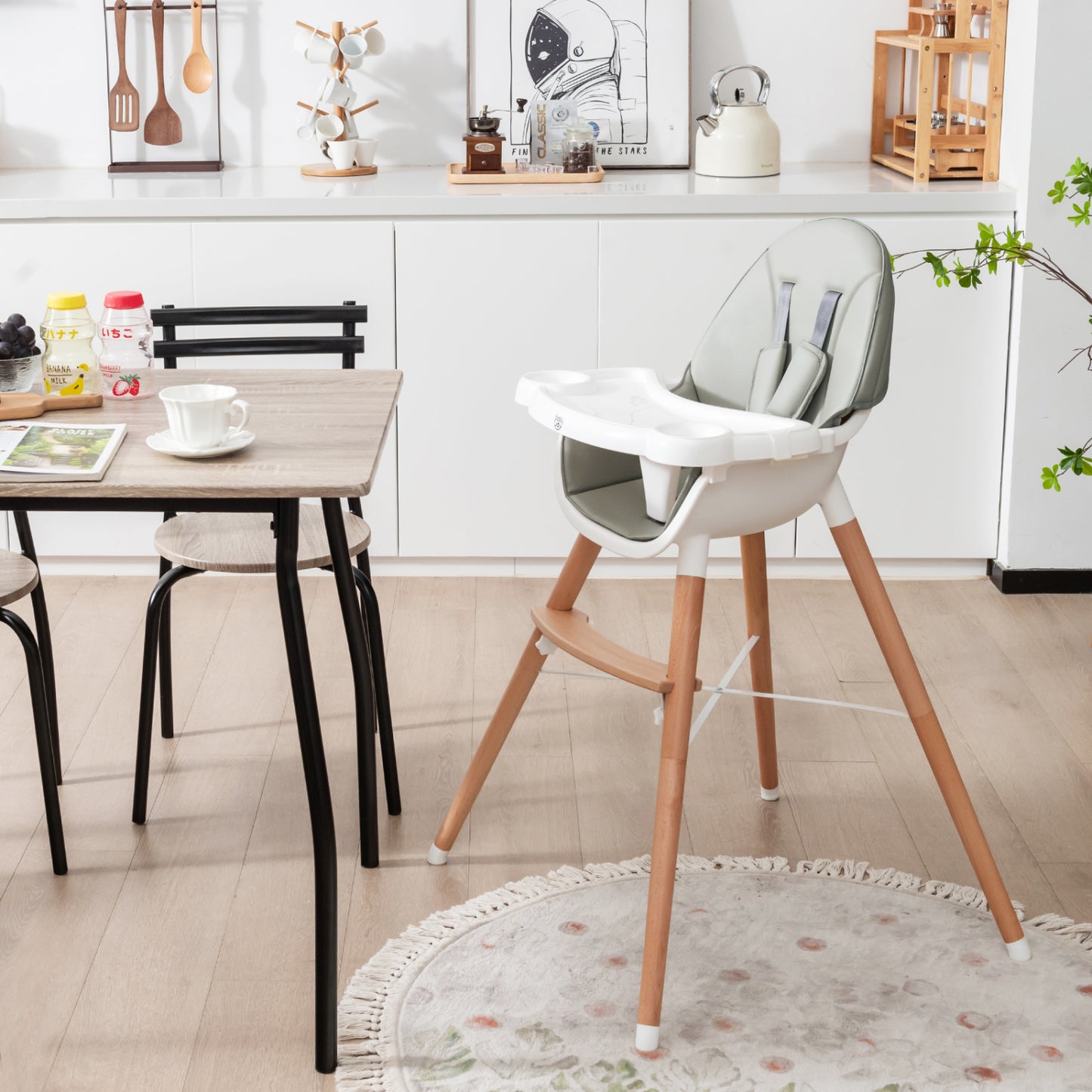 Baby High Chair, Dishwasher Safe Tray, Gray High Chairs at Gallery Canada