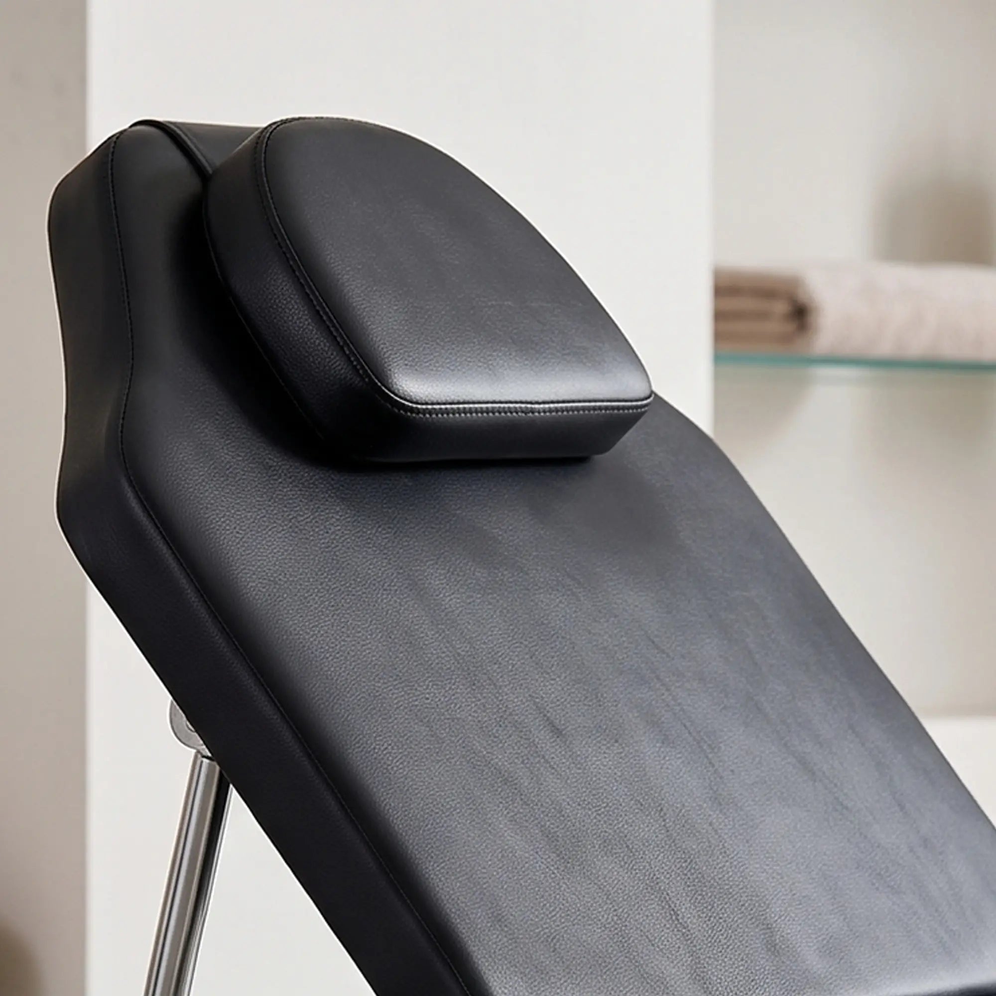 Portable Folding Massage Table, Black Portable Massage Tables at Gallery Canada