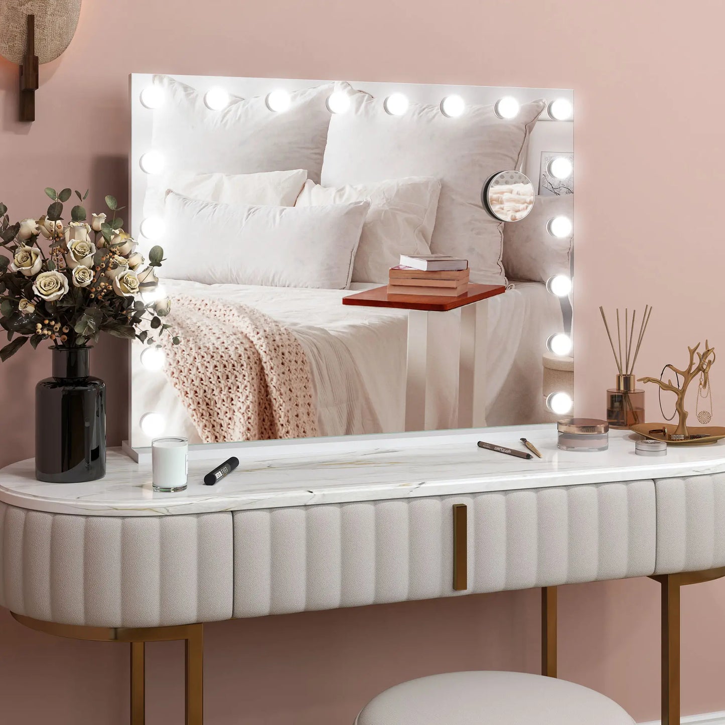 Hollywood Vanity Mirror With Lights, 31.5" x 24.4", White, 3 Colour, 10X Magnifying, USB Port, White