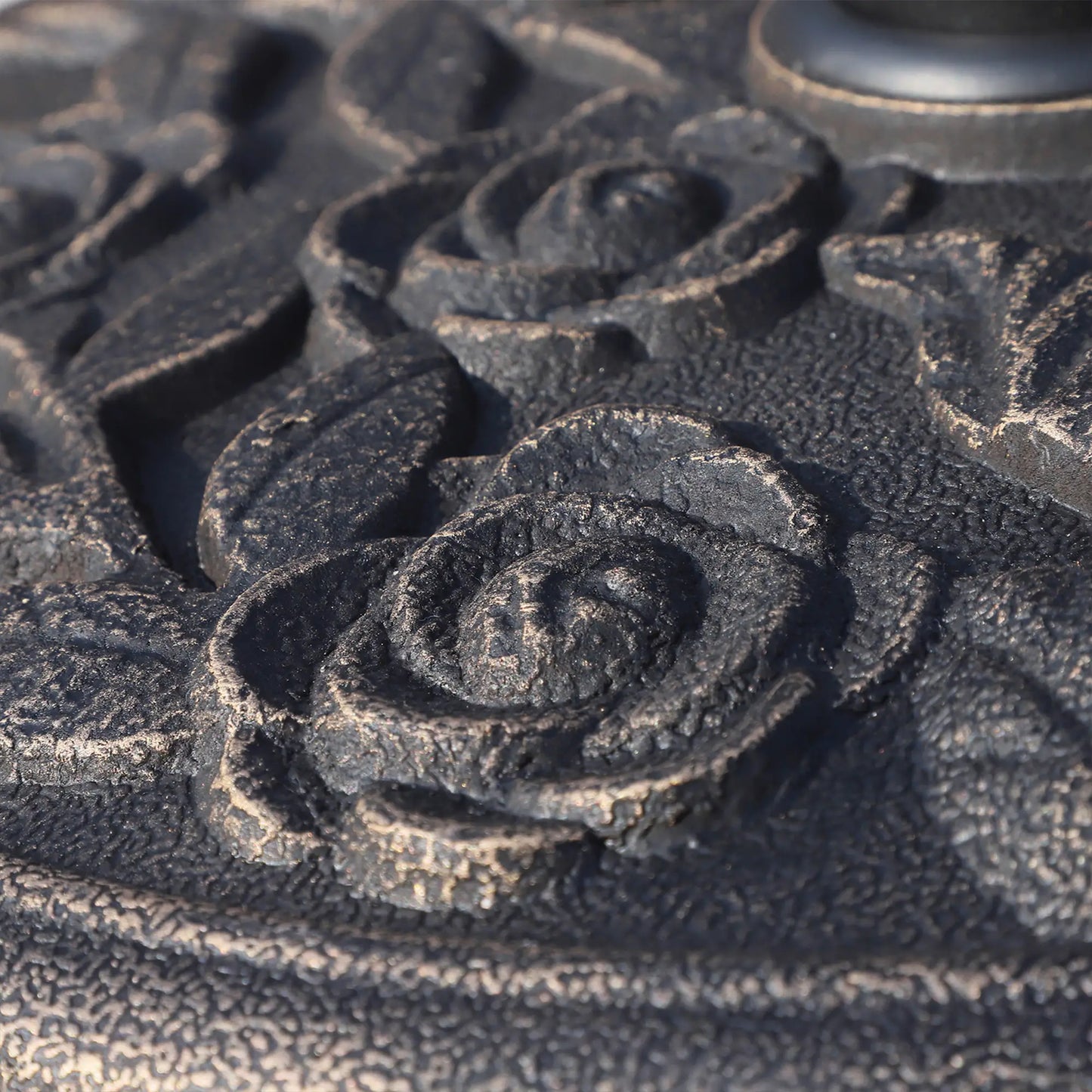 18” Round Patio Umbrella Base, Cast Stone Resin, Bronze Umbrella Bases at Gallery Canada