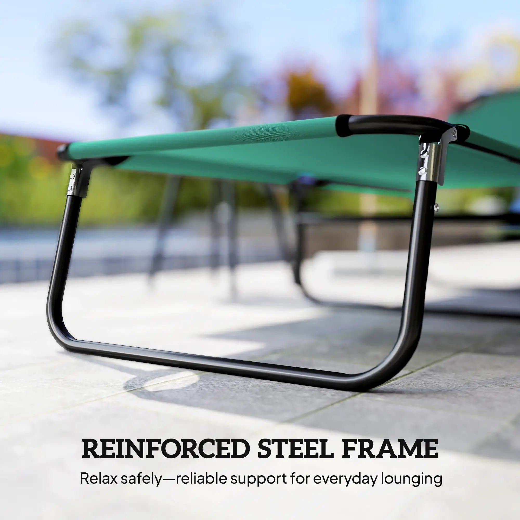 Outdoor Folding Lounge Chair, Reclining Back, Breathable Mesh, Green Lounger Chairs at Gallery Canada