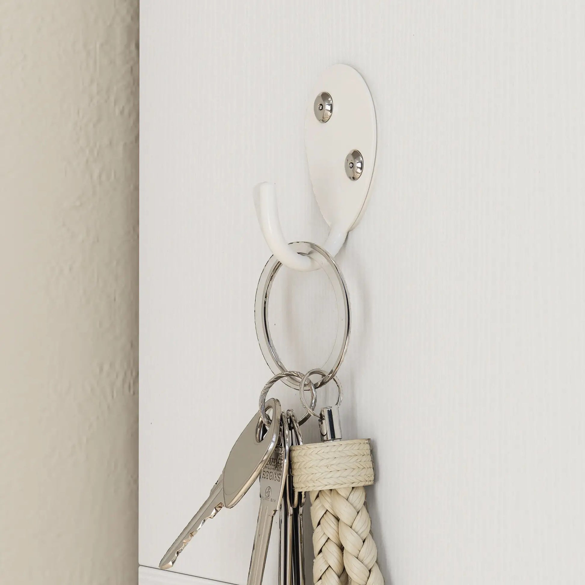 4-In-1 Hall Tree with Bench, Shoe Storage, 12 Cubbies, 6 Hooks, White Clothing Storage at Gallery Canada