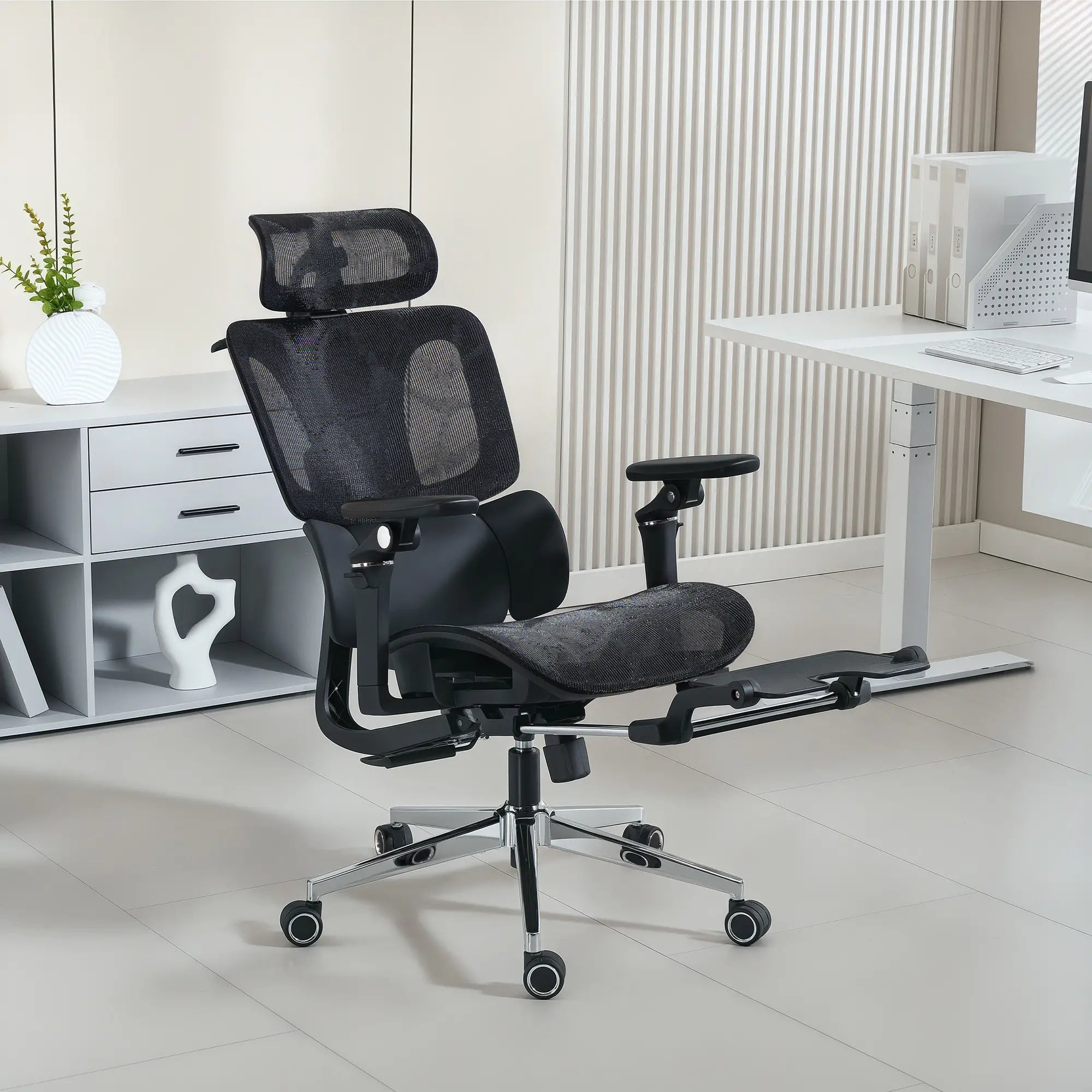 Ergonomic Mesh Office Chair, High Back, Lumbar Support, Black Task Chairs at Gallery Canada