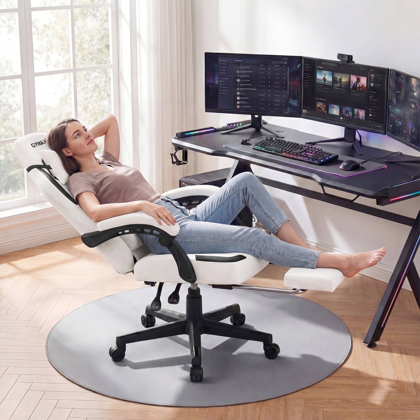 Ergonomic Video Game Chair With Headrest, Gray Gaming Chairs at Gallery Canada