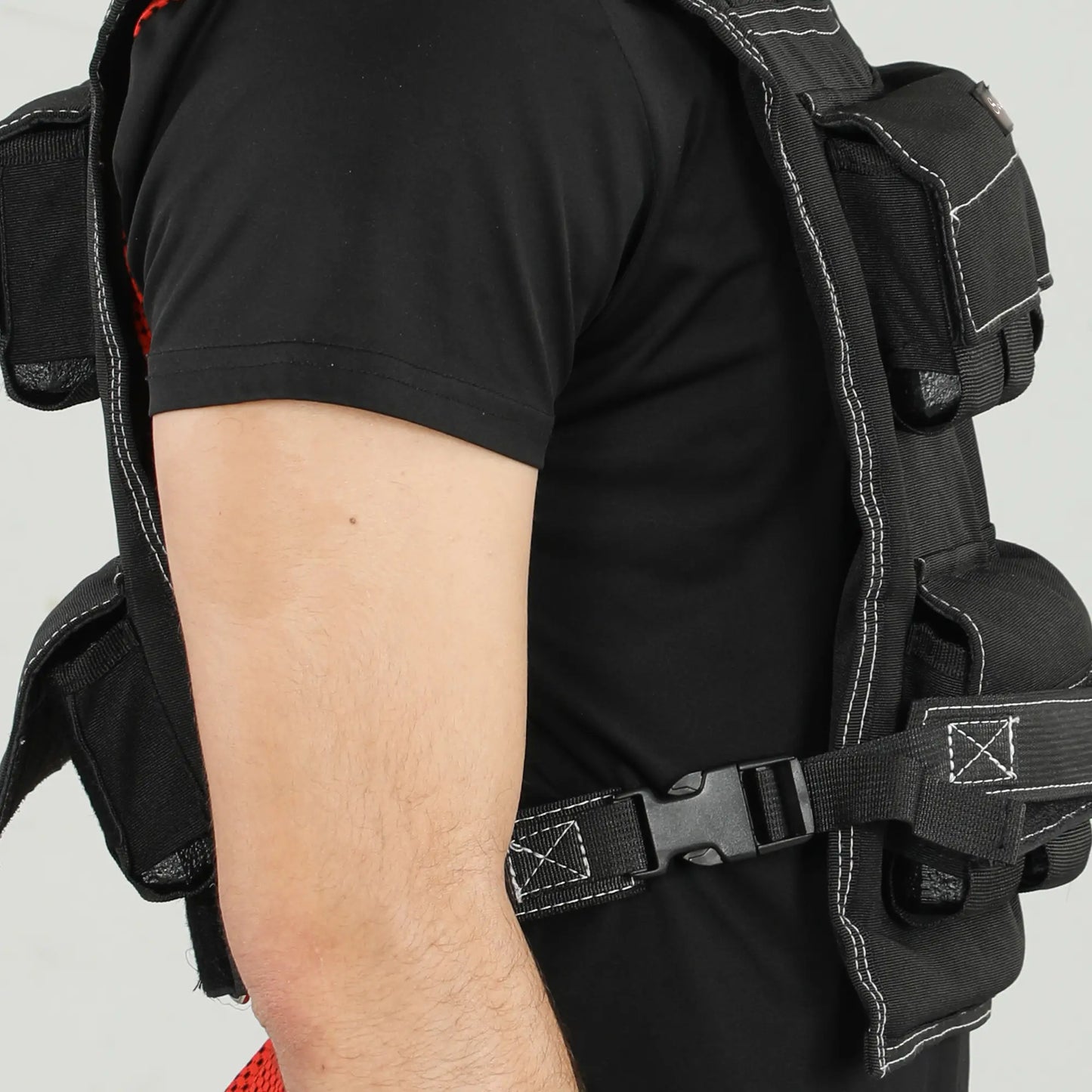 44 LBS Adjustable Weighted Vest, Snug Fit for Running Strength Training Strength Training Equipment at Gallery Canada