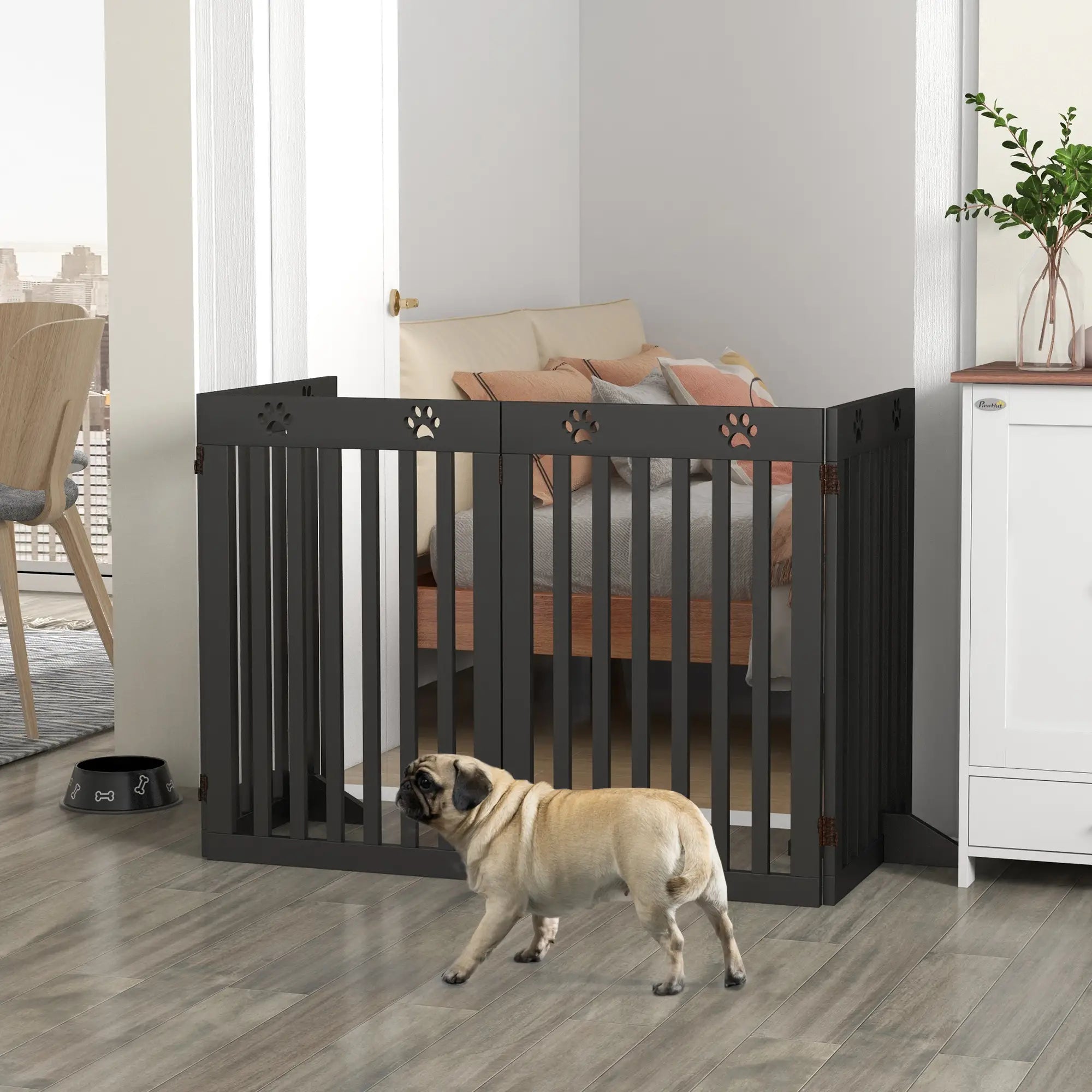 80 Extra Wide Pet Gate With Support Feet, Black Houses, Kennels & Pens at Gallery Canada