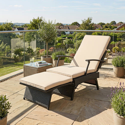 Folding Wicker Chaise Lounge With Ottoman, Brown