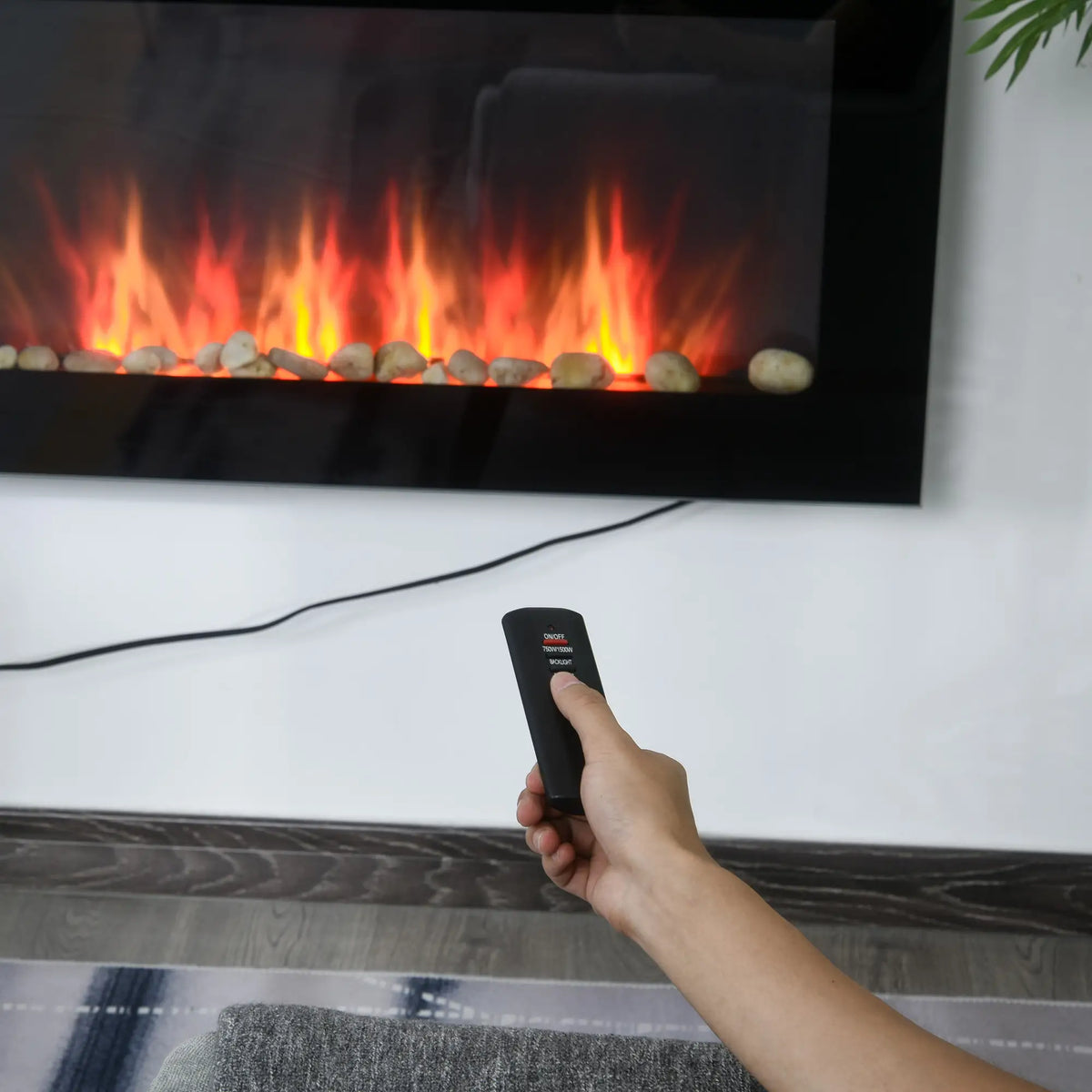 36" Wall-Mounted Electric Fireplace, 750/1500W, Flame Effect, 7 Color Light, Black Electric Fireplaces at Gallery Canada