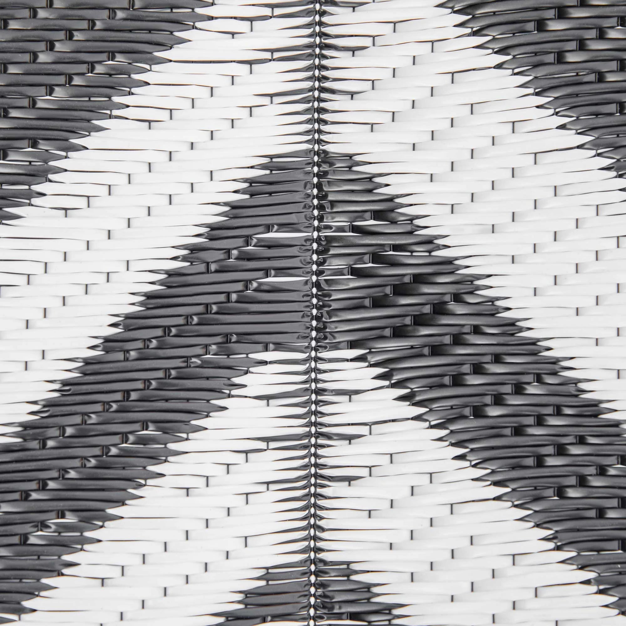 Reversible Outdoor RV Rug, Patio Floor Mat, 6' x 9', Black & White Outdoor Reversible Rugs at Gallery Canada