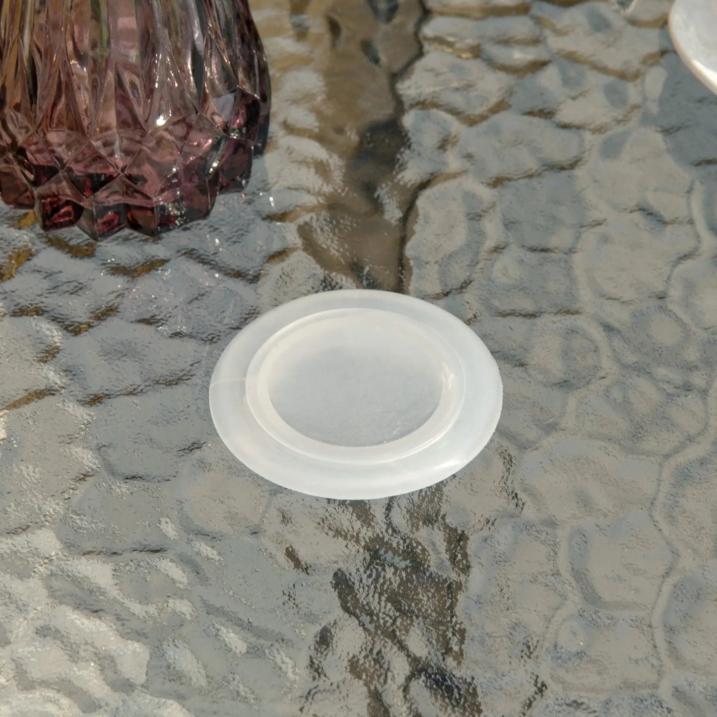 31.5" Round Outdoor Dining Table, Glass Top, Steel Frame, Garden Patio Patio Dinning Tables at Gallery Canada