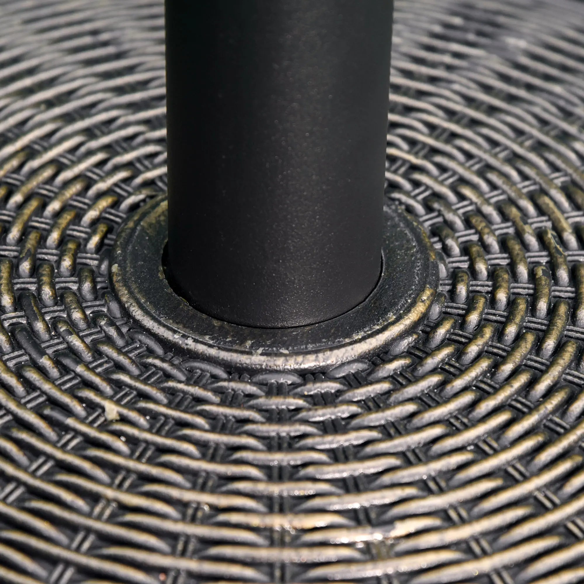 29LBS Offset Patio Umbrella Stand, Fits Φ1.4