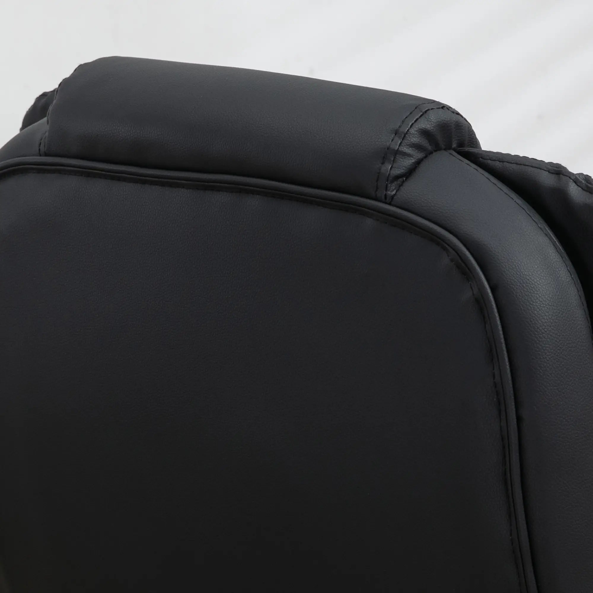 Executive Massage Chair, Heated High Back, Reclining, Swivel, Leather, Adjustable, Vibrating, Black Massage Chairs at Gallery Canada