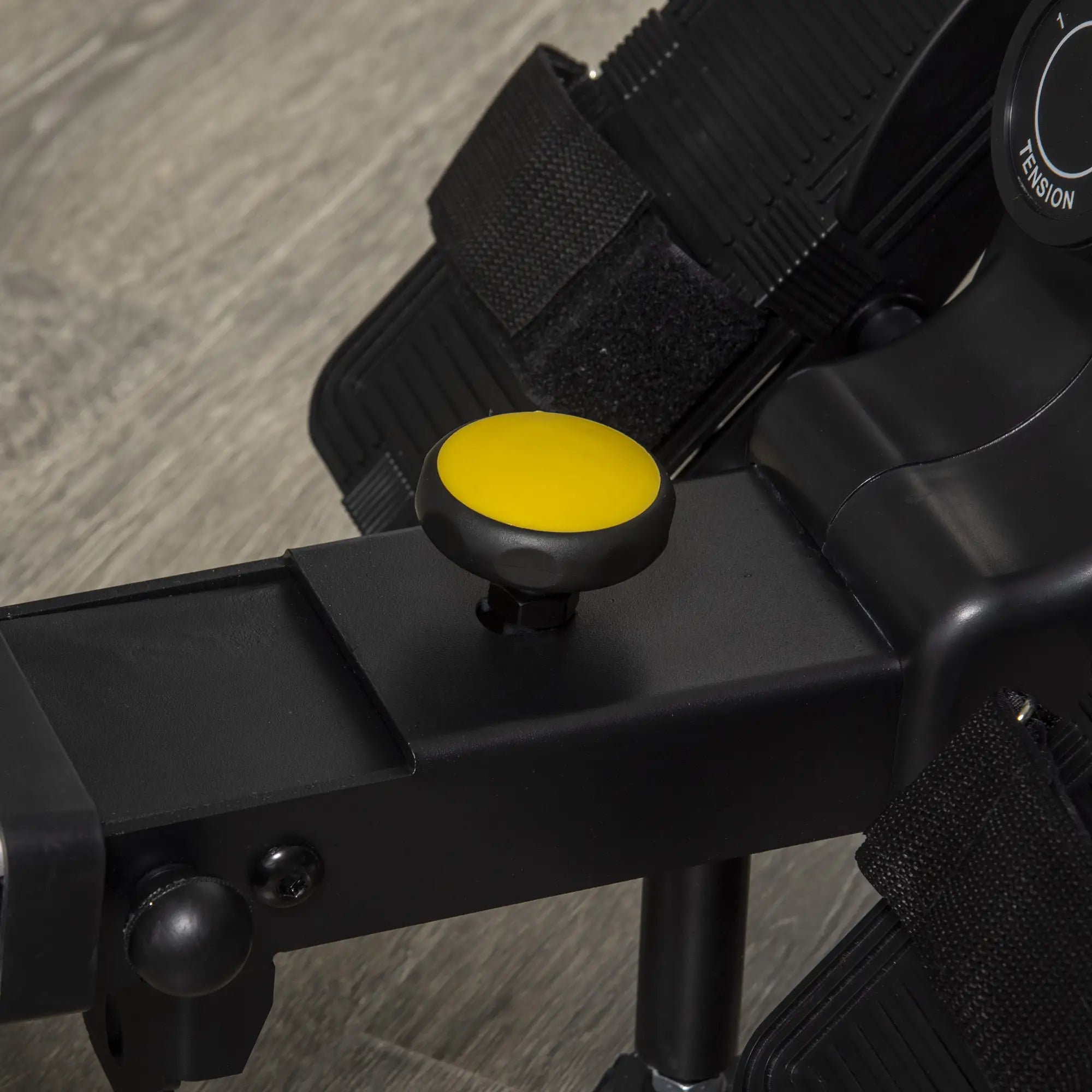 Magnetic Rowing Machine, Adjustable Resistance, LCD Monitor, Full Body Fitness Aerobic Equipment at Gallery Canada