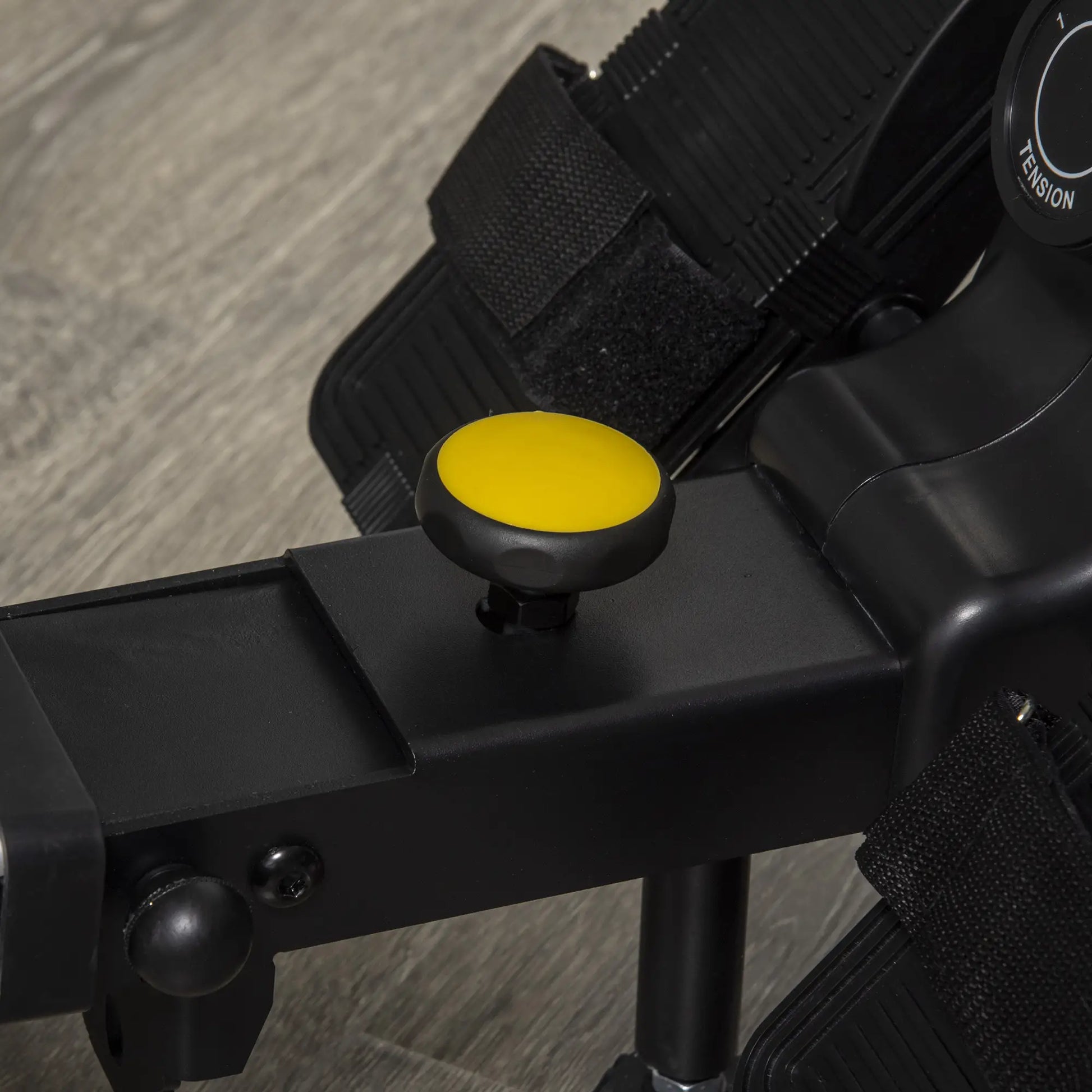 Magnetic Rowing Machine, Adjustable Resistance, LCD Monitor, Full Body Fitness Aerobic Equipment at Gallery Canada