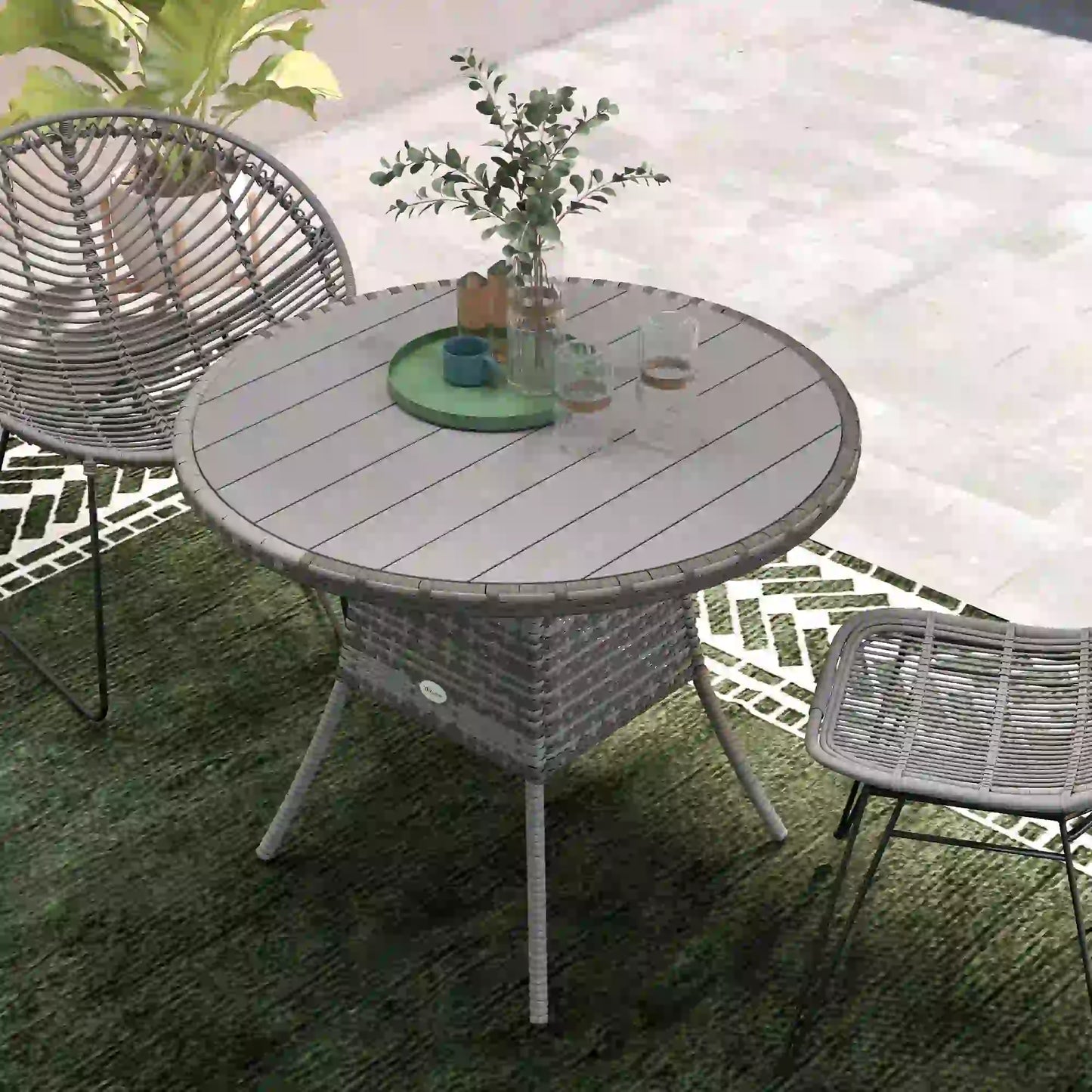 35.4" Outdoor Wicker Dining Table, PE Rattan Patio Furniture, Grey Patio Dining Tables at Gallery Canada