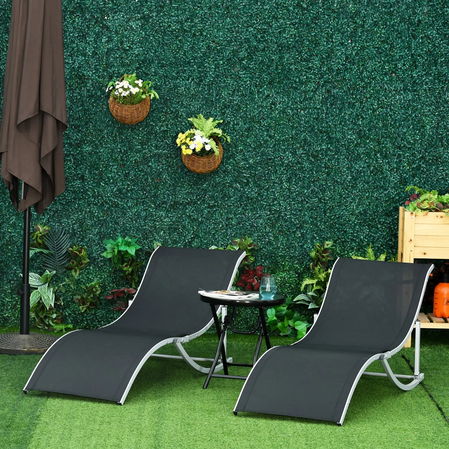 Foldable Pool Chaise Lounge Chairs Set of 2, 264lbs Capacity, Black Lounger Chairs at Gallery Canada