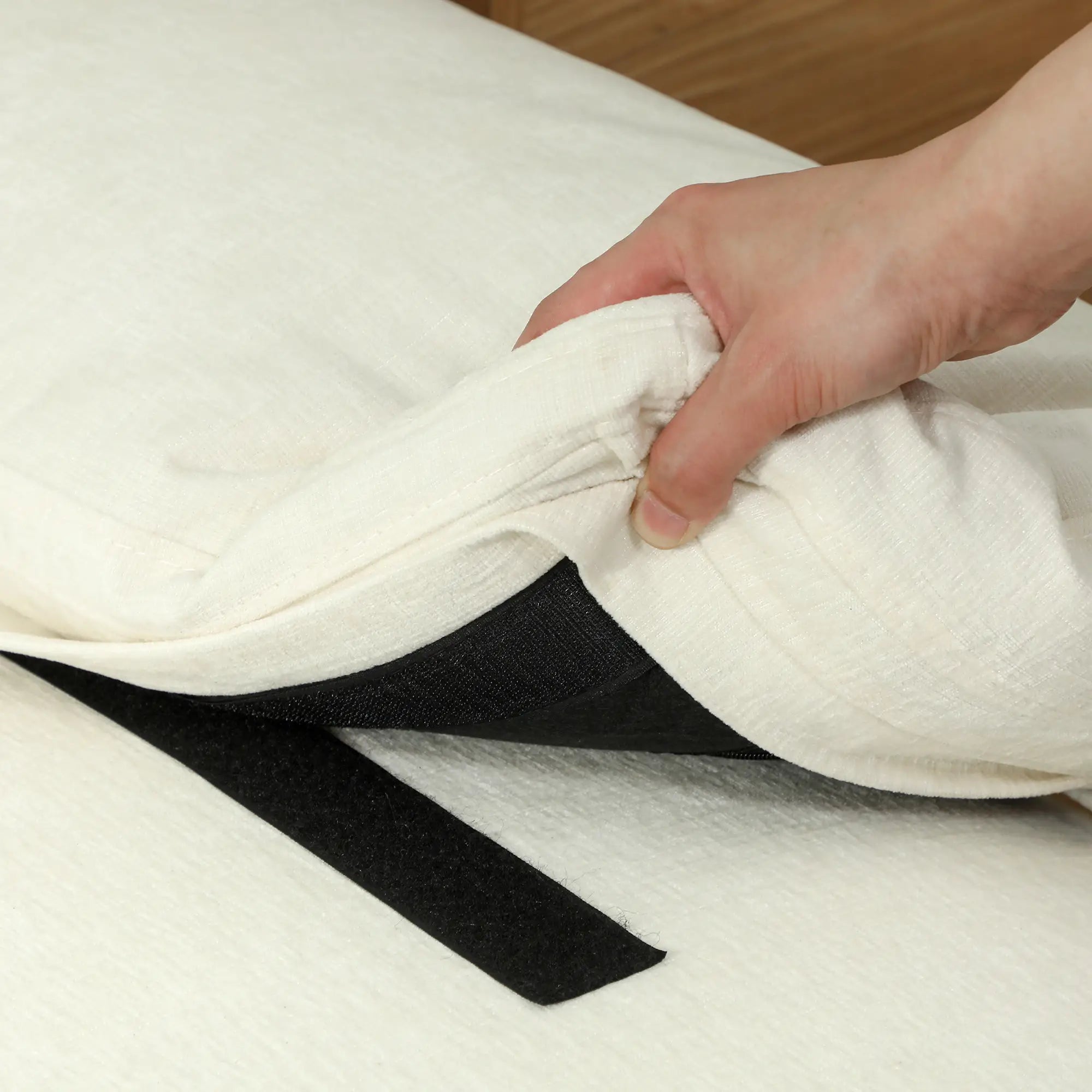 Modern Corner Couch, Right Chaise Lounge, Tufted 3-Seater Sofa, Wooden Legs, Cream White 3-Seater Sofas at Gallery Canada