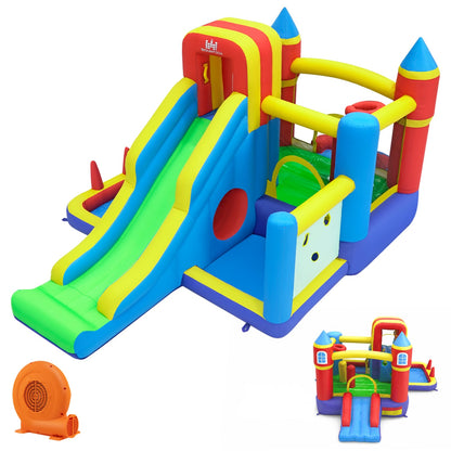 Maison gonflable, toboggan, mur d'escalade, panier de basket-ball