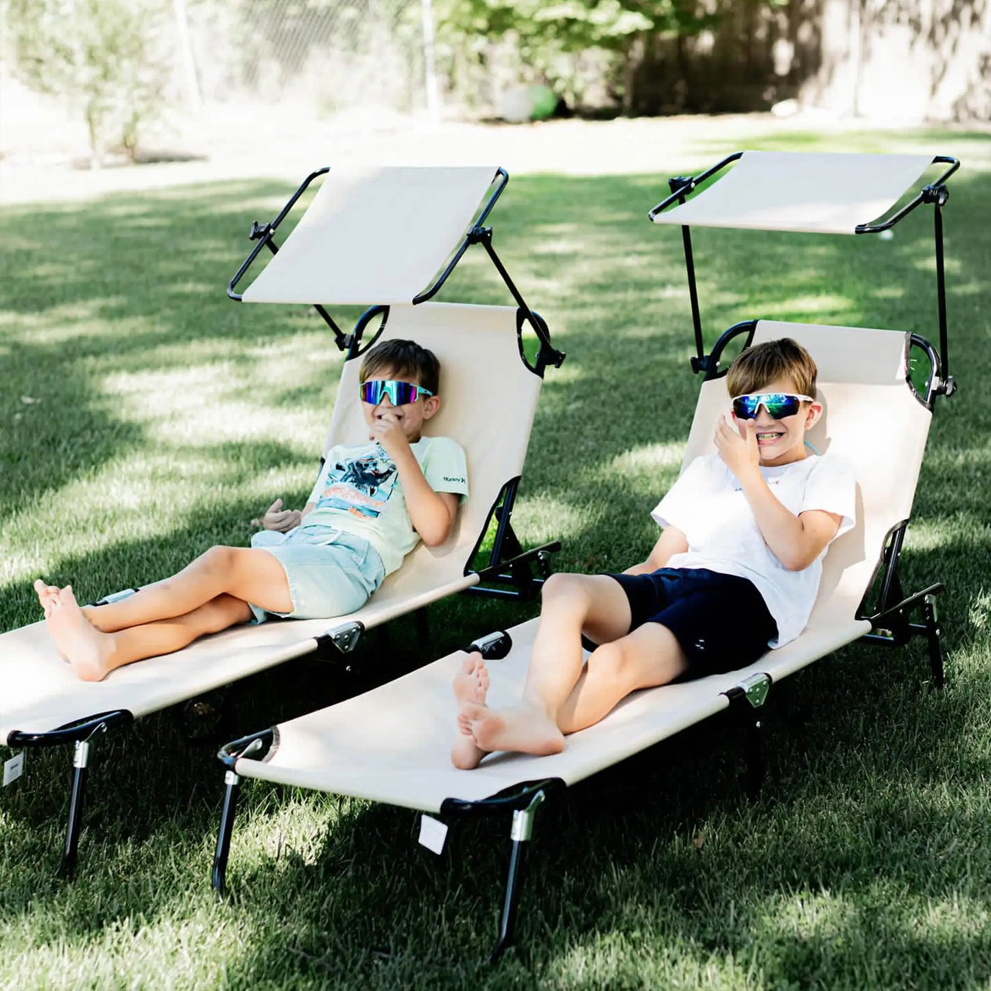 2 Piece Folding Chaise Lounges, Reclining Back, Sunshade, Pool, Beach, Patio Lounger Chairs at Gallery Canada