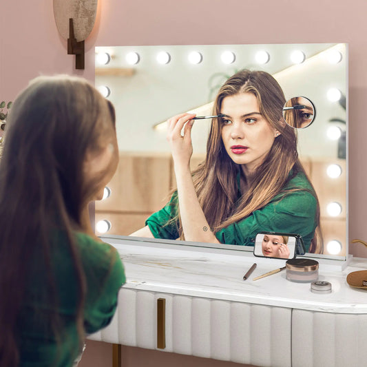 Hollywood Vanity Mirror With Lights, 31.5" x 24.4", White, 3 Colour, 10X Magnifying, USB Port, White Dressing & Vanity Tables White at Gallery Canada
