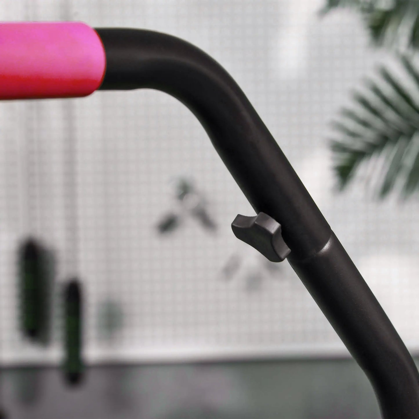 40" Foldable Mini Fitness Trampoline, Adjustable Foam Handle, Pink