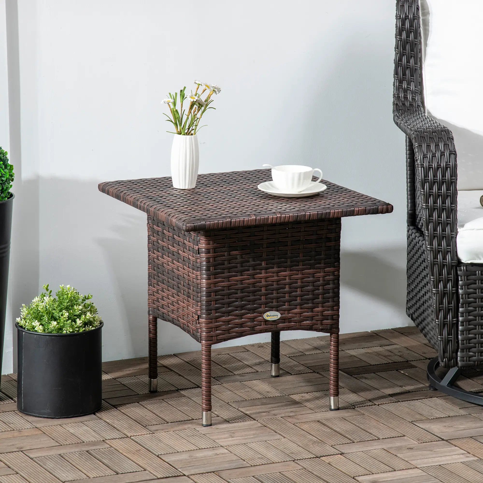 Wicker Patio Coffee Table With Plastic Board, 20