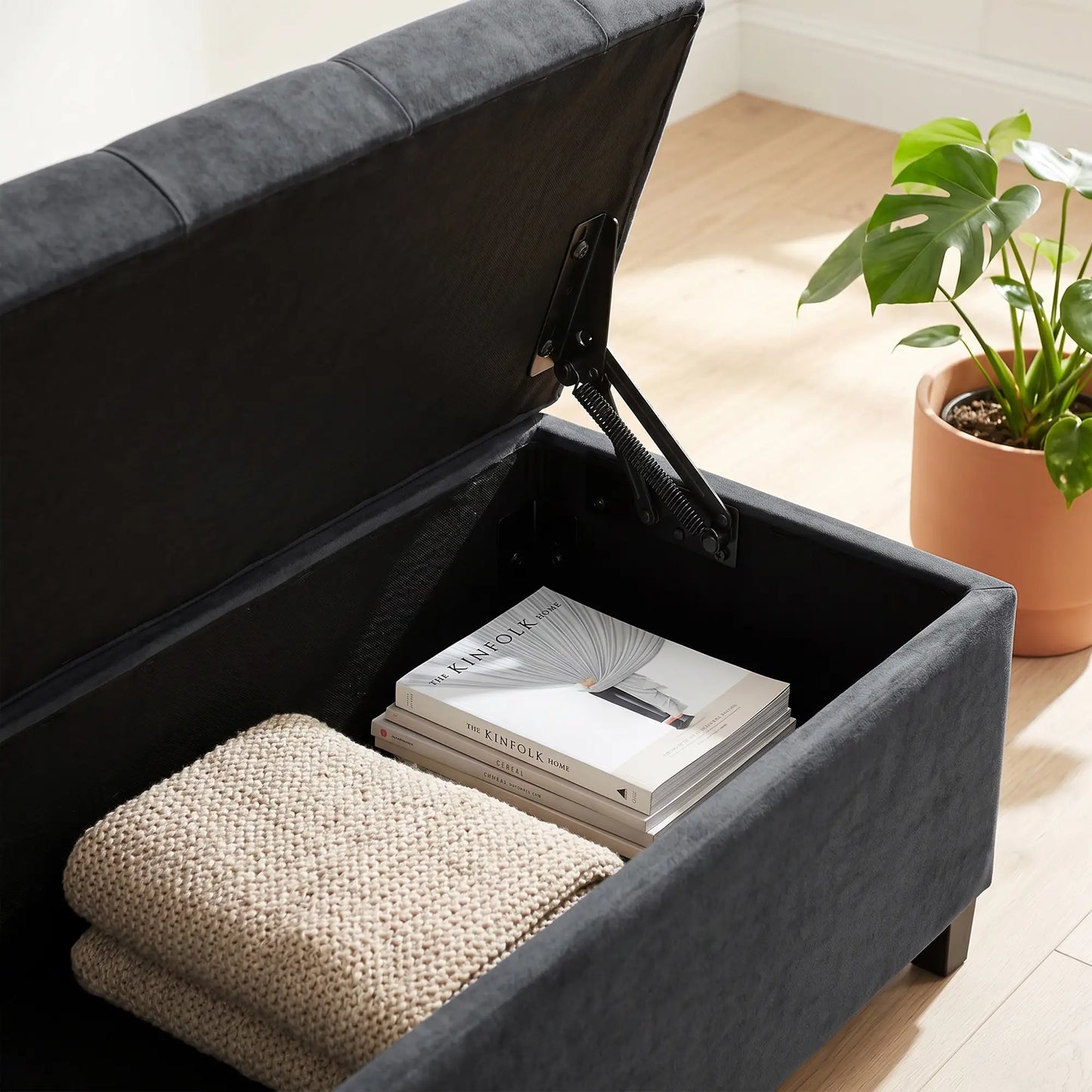 Banc de rangement Ottoman "63" pour lit queen/king, gris foncé