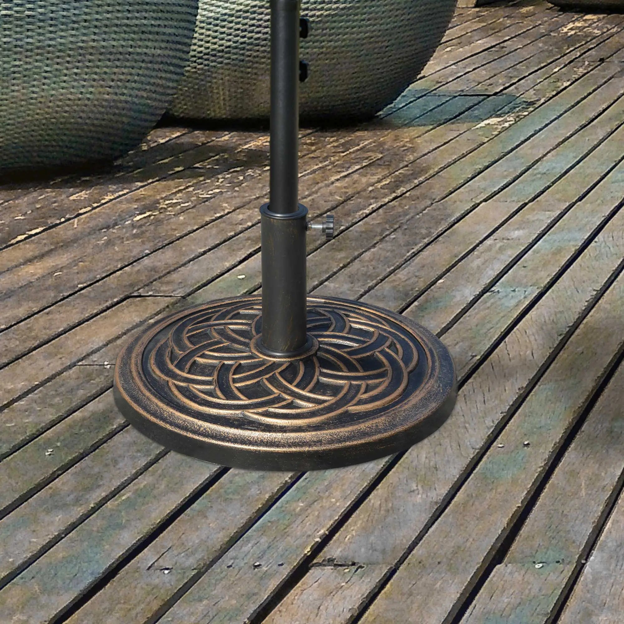 25 lb Heavy Duty Patio Umbrella Base, Round Stand, Outdoor, Bronze Umbrella Bases at Gallery Canada