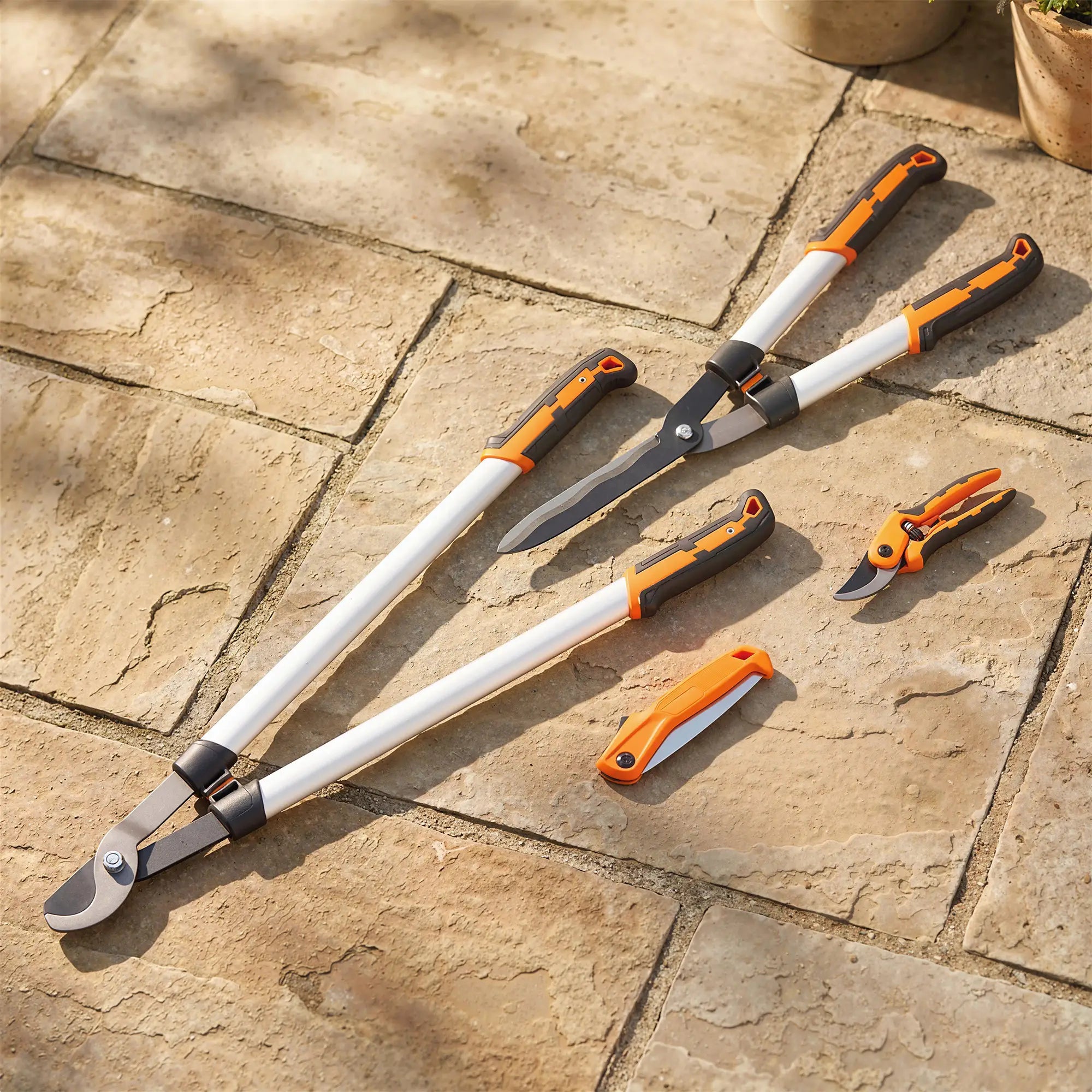 4 Pcs Pruning Shears Set, Hedge Shears, Loppers, Garden Secateurs, Hand Saw Garden Accessories at Gallery Canada