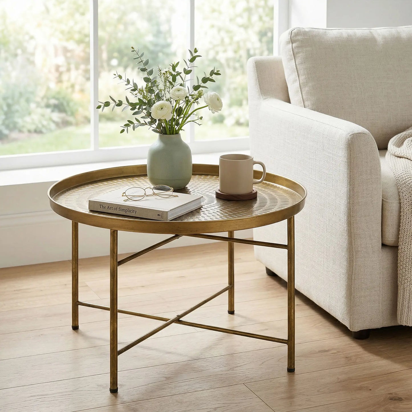 Vintage Coffee Table for Living Room, 24" Round Center Table with Hammered Tray Top and Metal Frame, Gold Coffee Tables at Gallery Canada