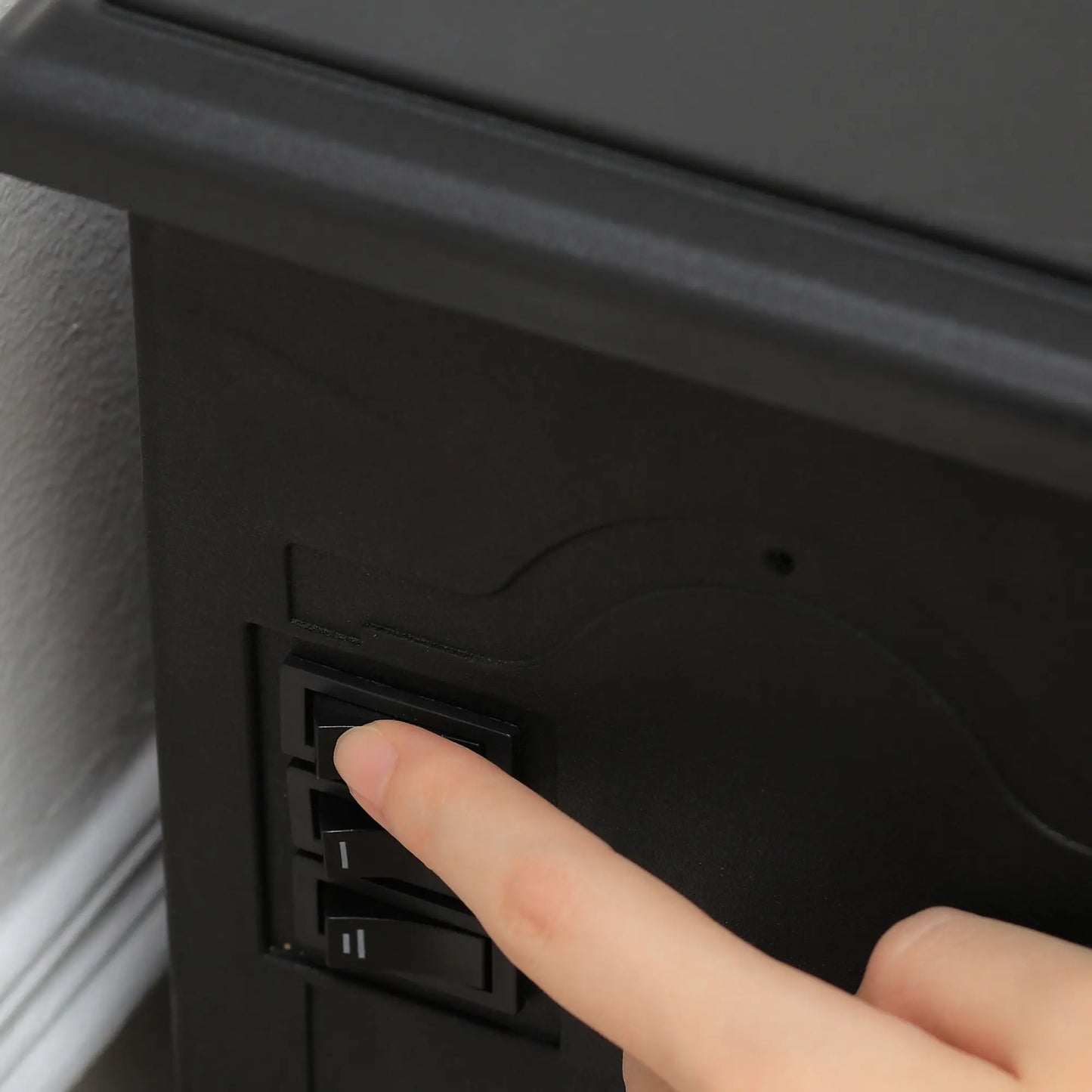 Electric Fireplace Heater, Freestanding, Realistic Flame, Overheat Protection, 750W/1500W, Black Electric Fireplaces at Gallery Canada