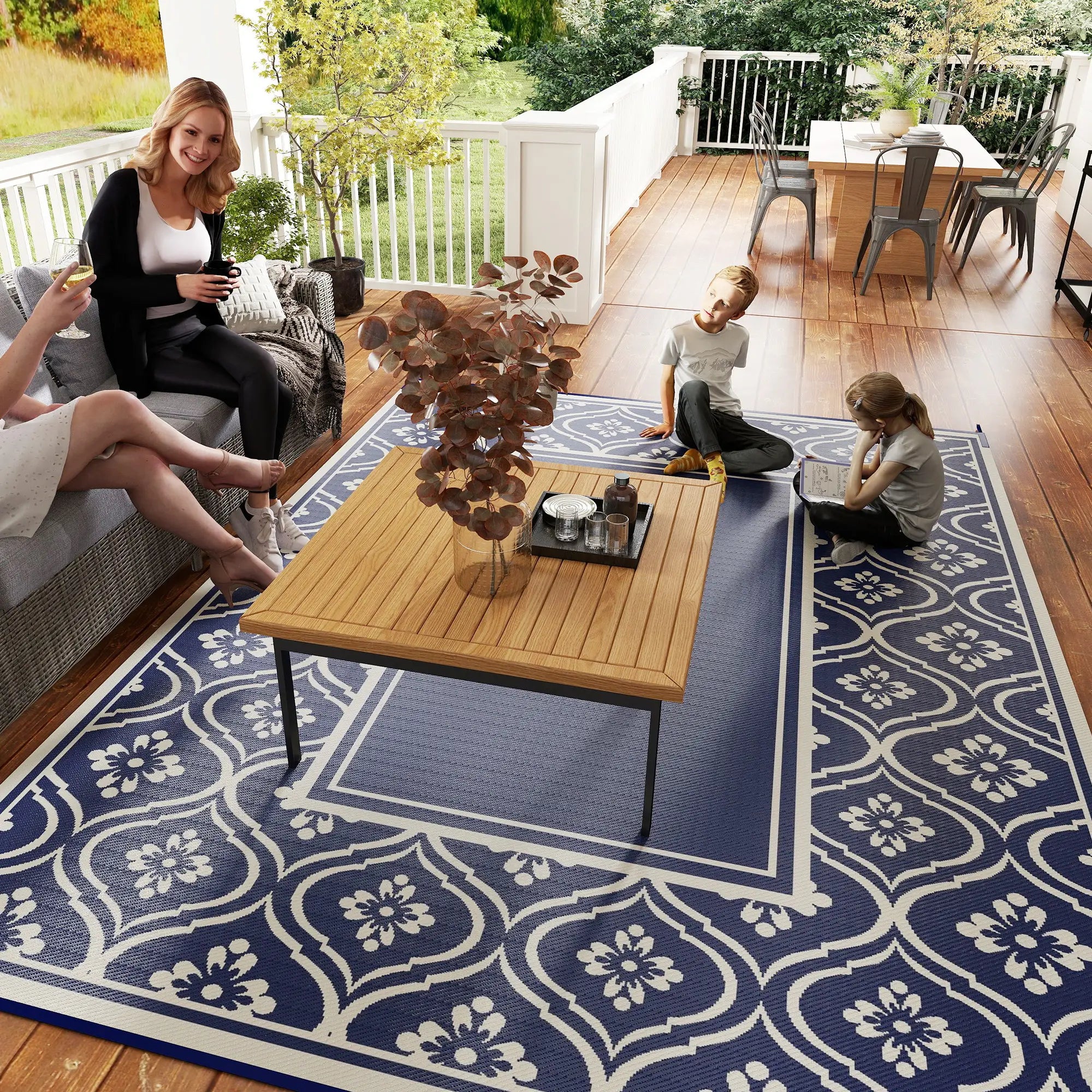 9' x 12' Outdoor RV Rug, Reversible, Gourd Border, Blue White, Blue Garden Decor at Gallery Canada
