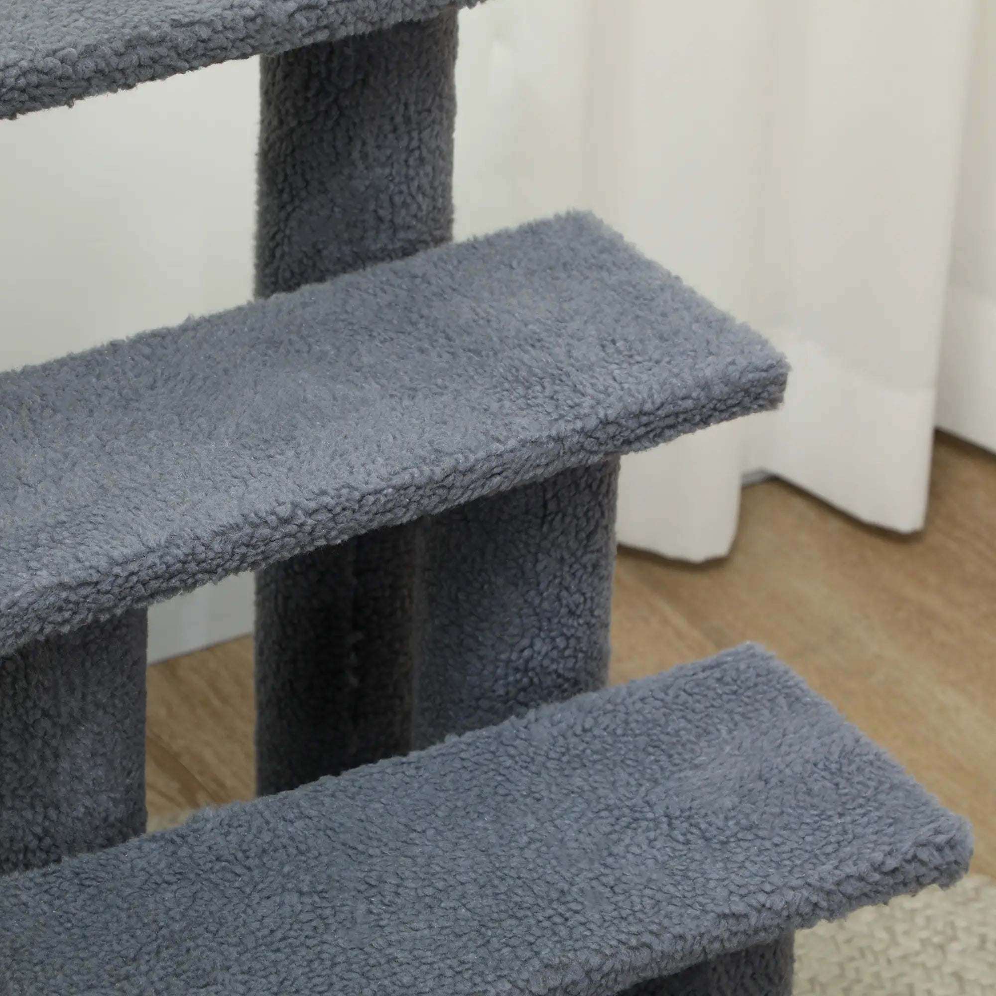 4-Step Carpeted Cat Scratching Post, Pet Stairs, Grey Cat Stairs at Gallery Canada
