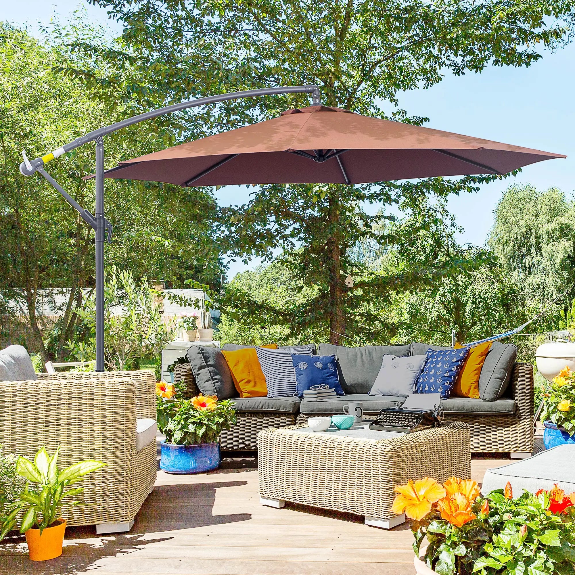 10' Deluxe Patio Umbrella, Offset Sunshade with Crank, Cross Base Cantilever Umbrellas at Gallery Canada