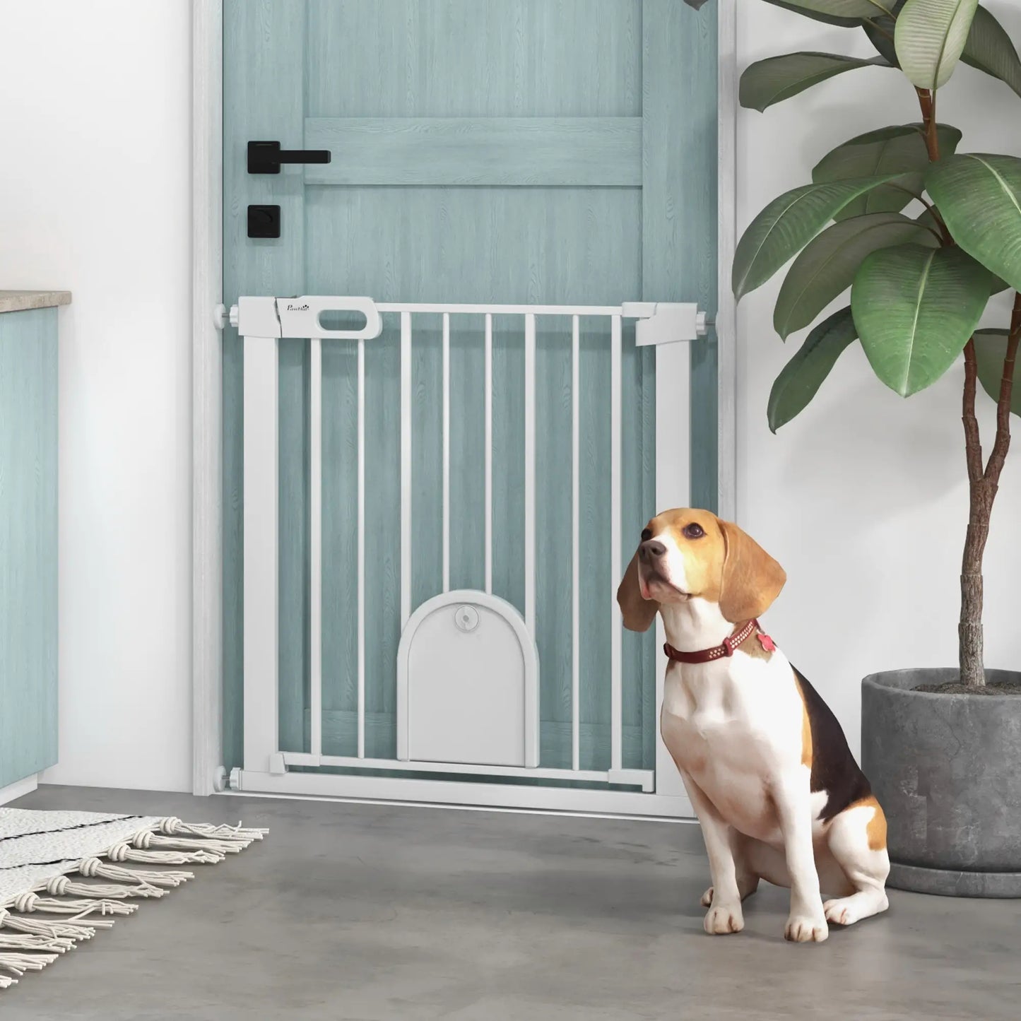 30"-32" Extra Wide Pet Gate, Small Door, 30"H, White Houses, Kennels & Pens at Gallery Canada