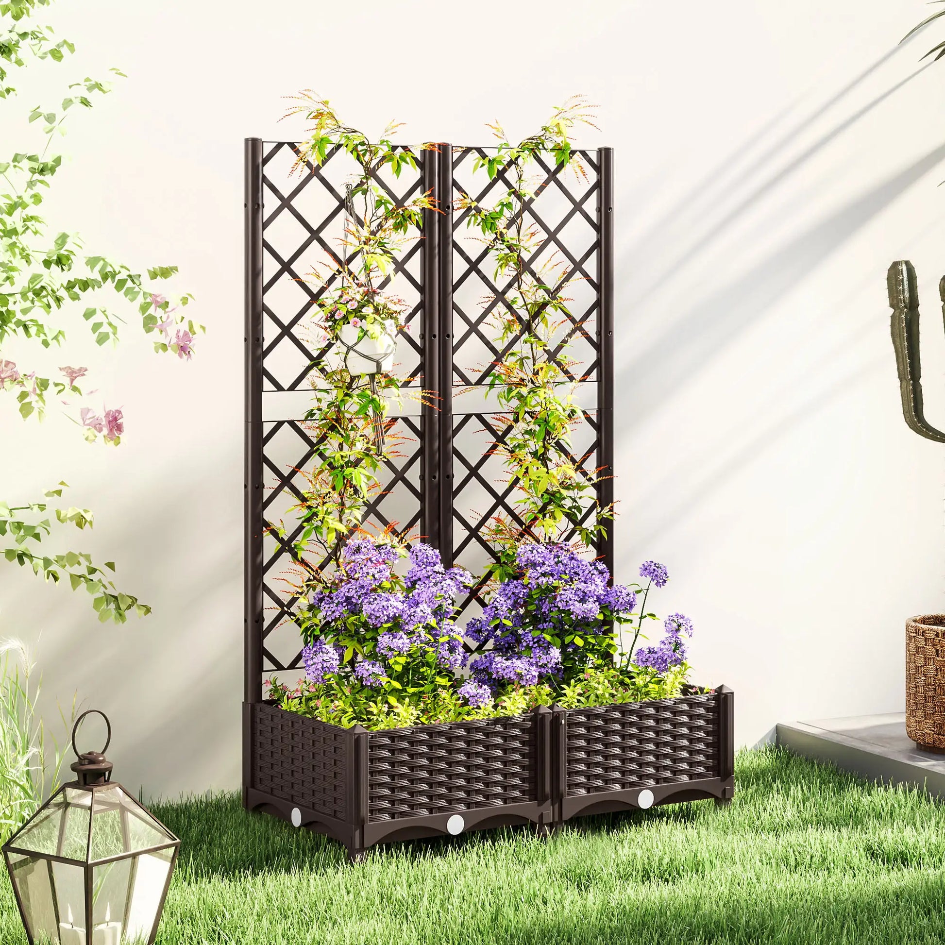 Raised Garden Bed With Trellis, Plastic, 32" x 16" x 48" Raised Garden Beds at Gallery Canada