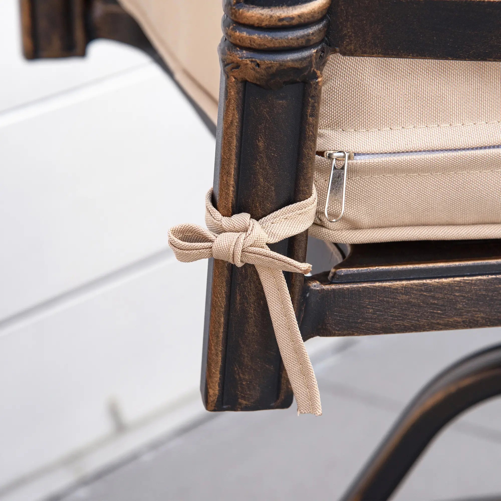 2 Patio Swivel Chairs with Cushion, Aluminum Frame, 3