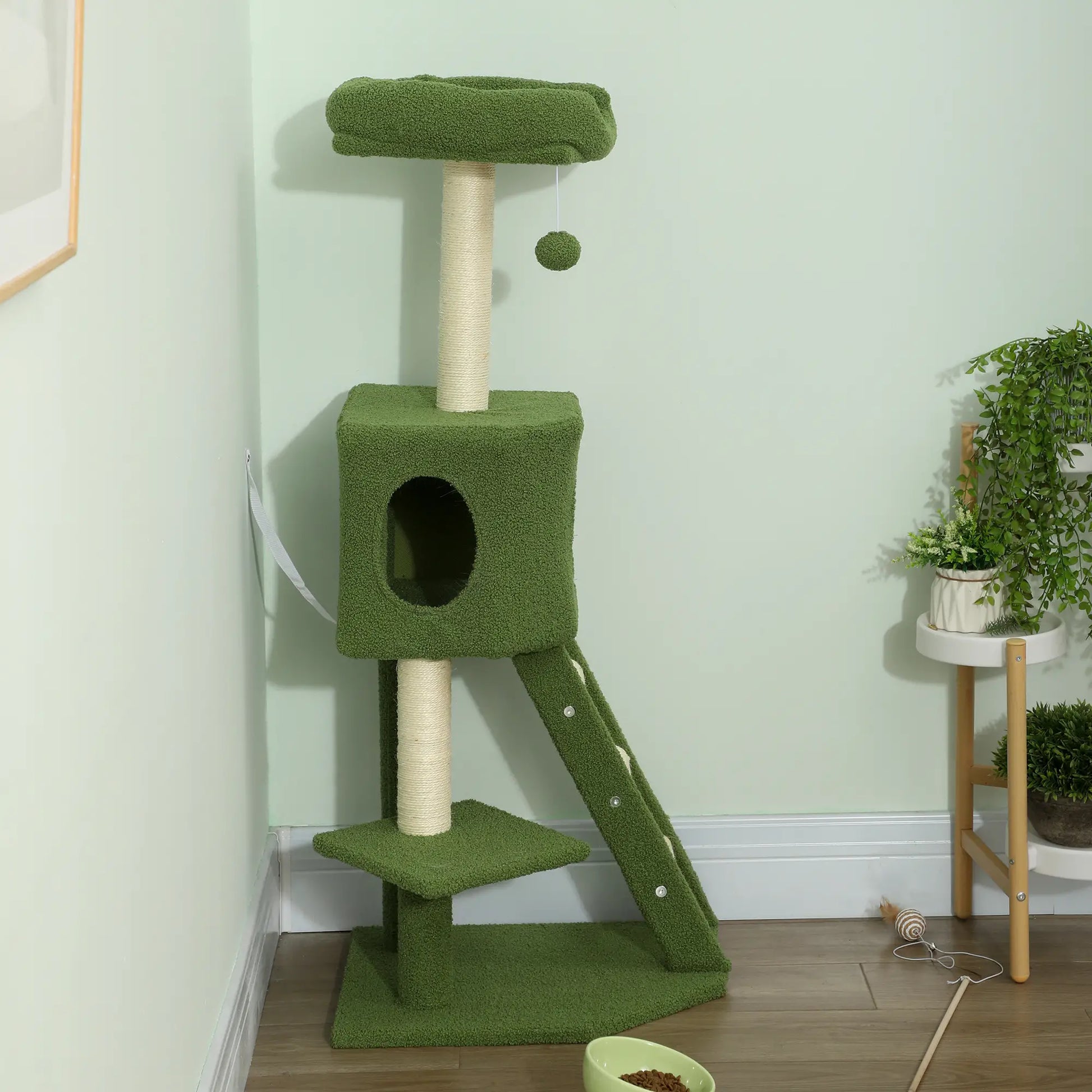 47" Tall Cat Tree Tower, Condo, Ladder, Scratching Posts, Green Cat Trees at Gallery Canada