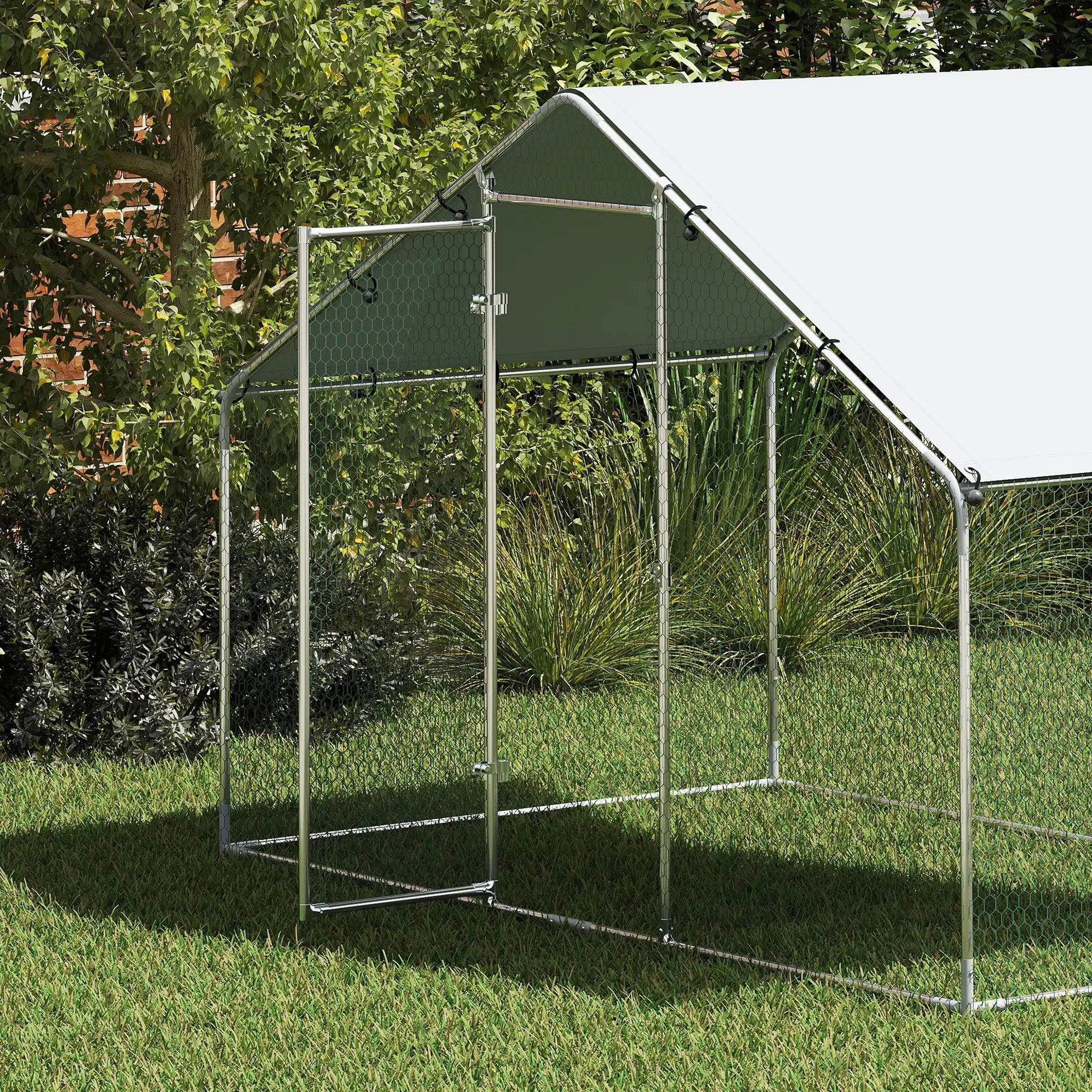 Metal Chicken Coop, 9.8 x 5.6 FT, Walk-In Run With Cover, Lockable Door Chicken Coops at Gallery Canada
