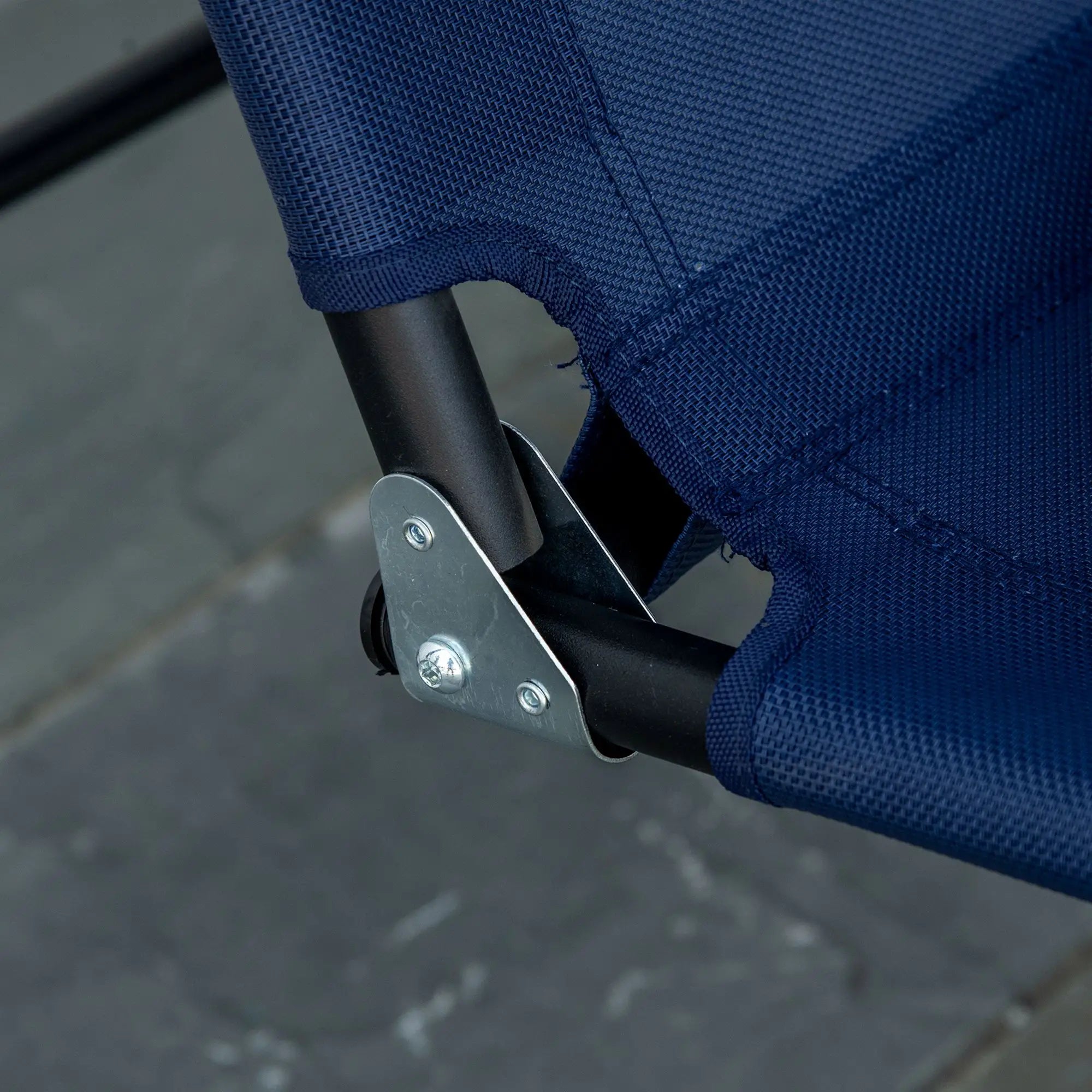 3-Seater Outdoor Swing, Adjustable Canopy, Dark Blue Porch Swings with Canopy at Gallery Canada