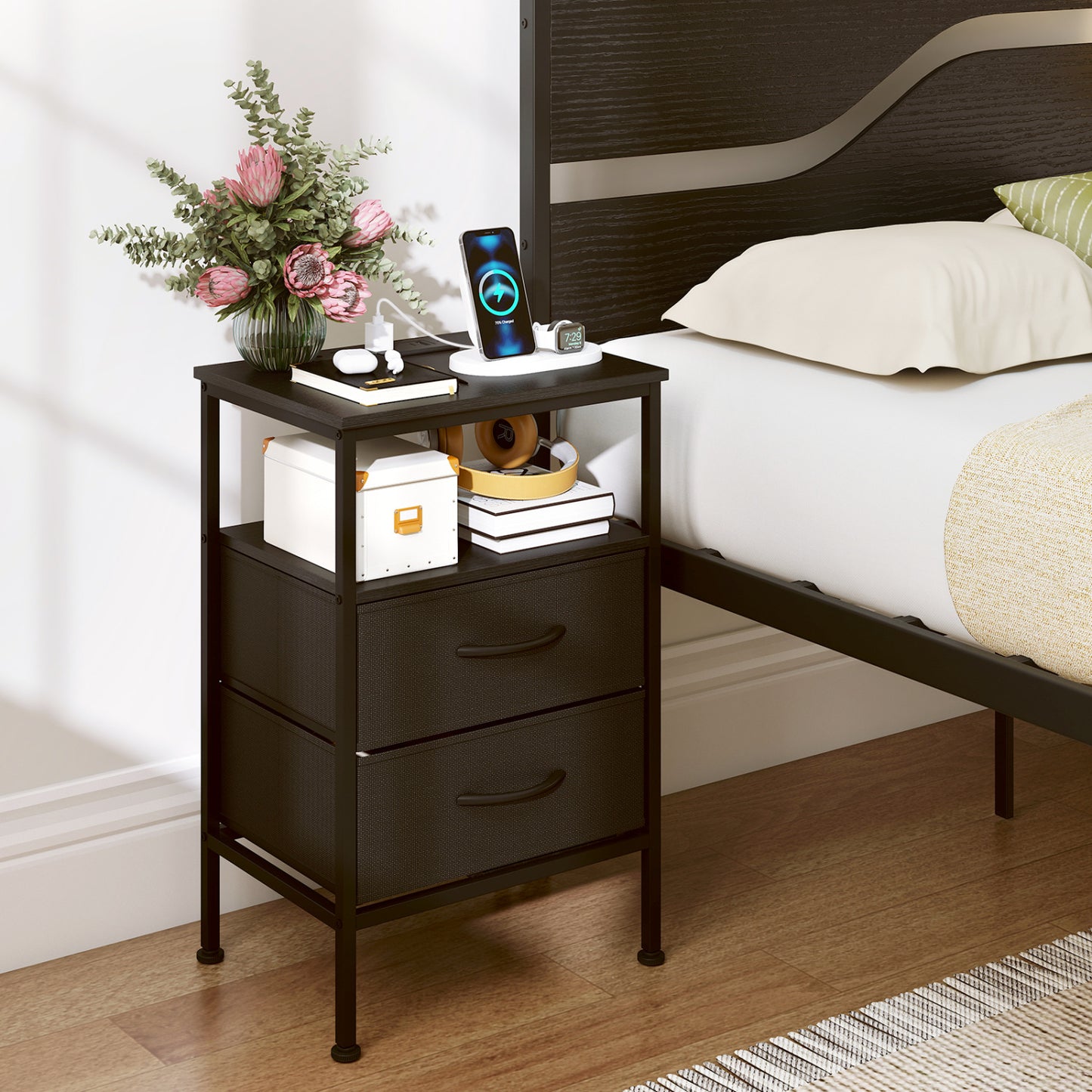 Nightstand With Charging Station, 24.5" Modern Bedside Table Nightstands at Gallery Canada