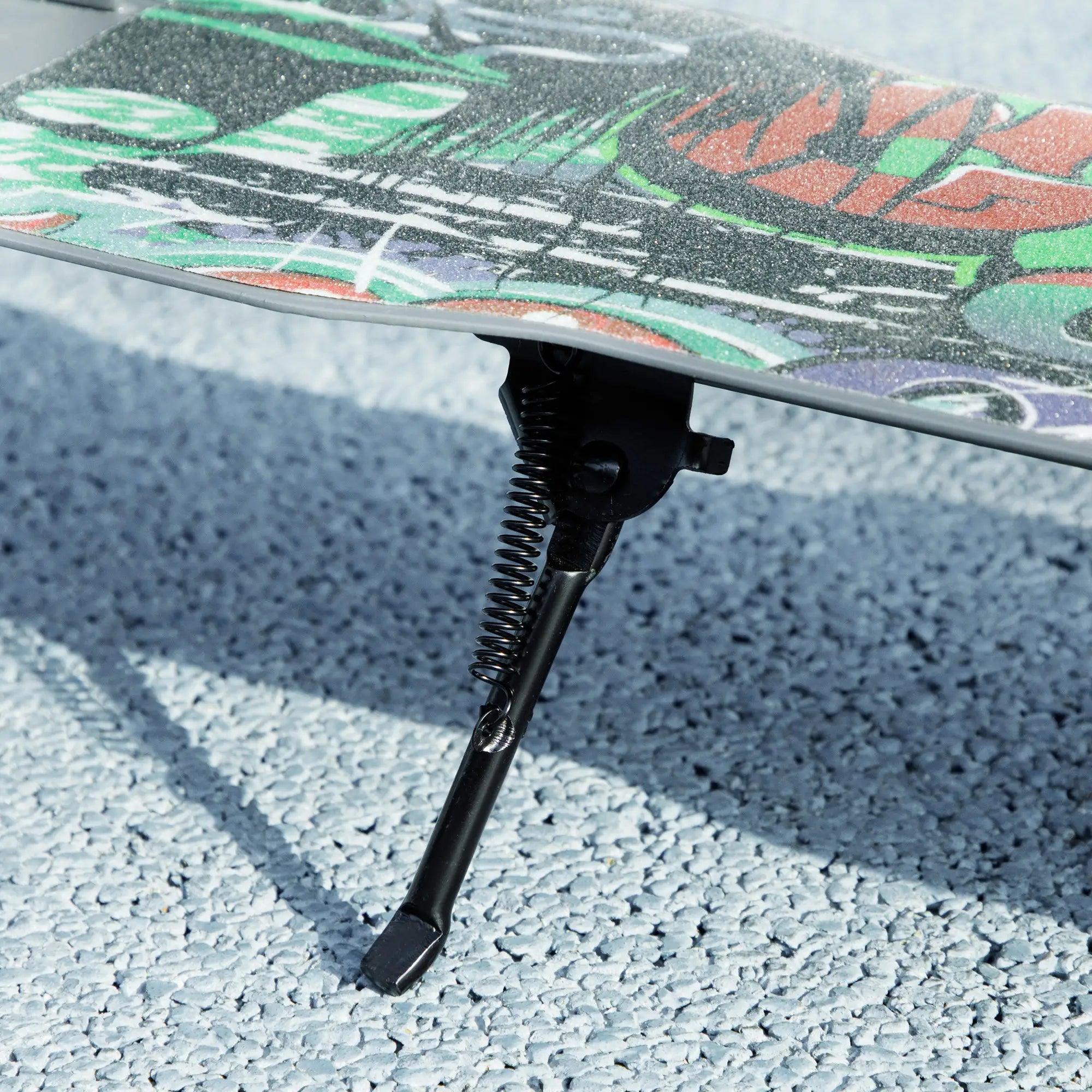 Kids Kick Scooter, Adjustable Height, Rear-Fender Brake, 200mm Wheel, Foldable, Green Scooters at Gallery Canada