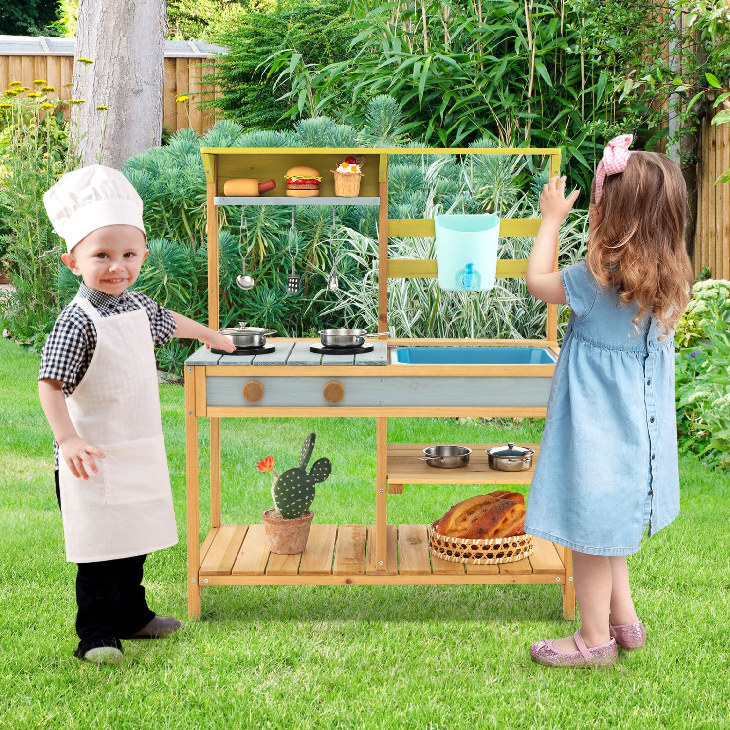 Outdoor Kids Mud Kitchen With Faucet And Water Box, Natural Play Kitchen Sets at Gallery Canada